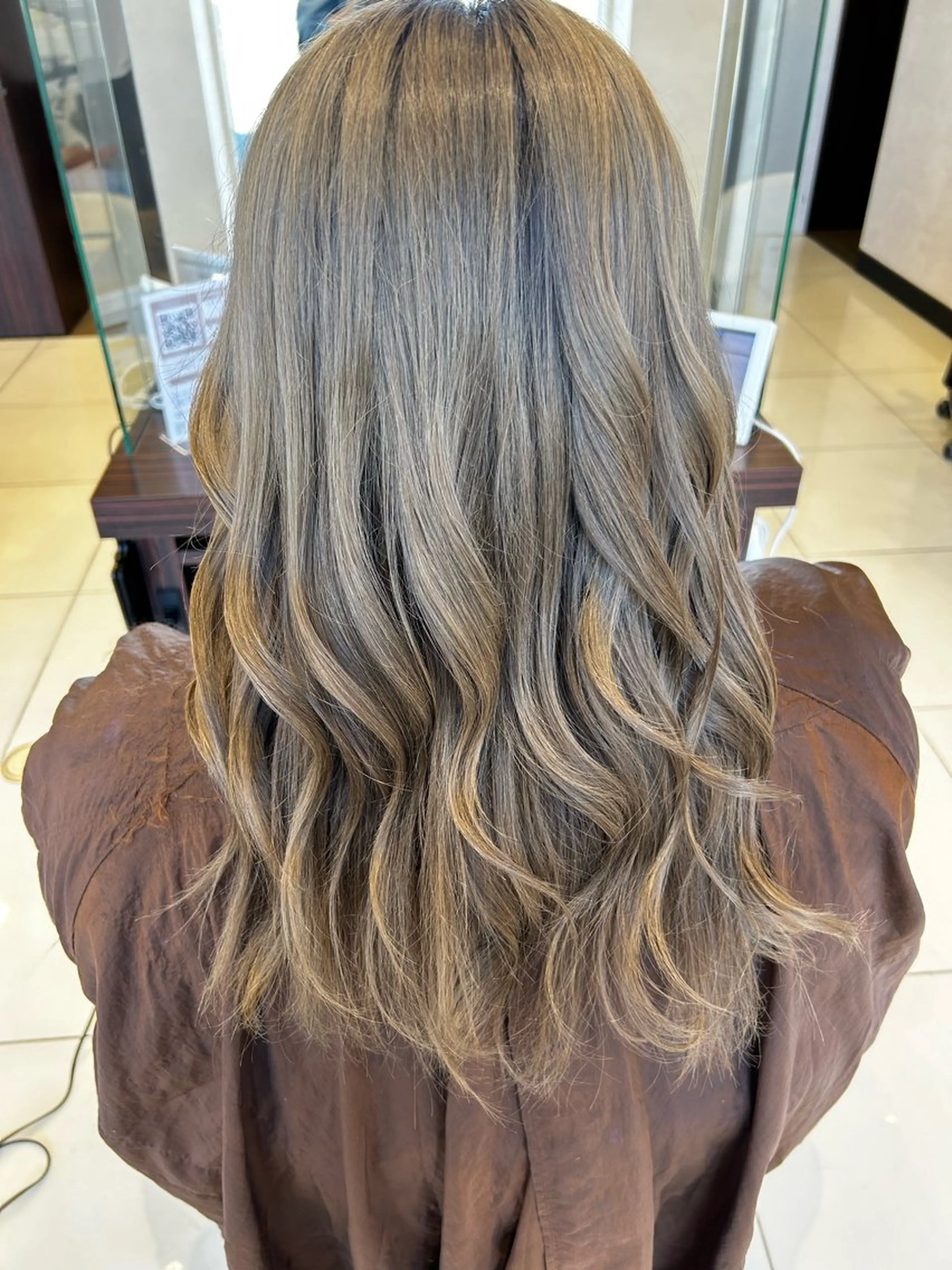 カラー 🐟細屋 彩優音🐟のヘアスタイル