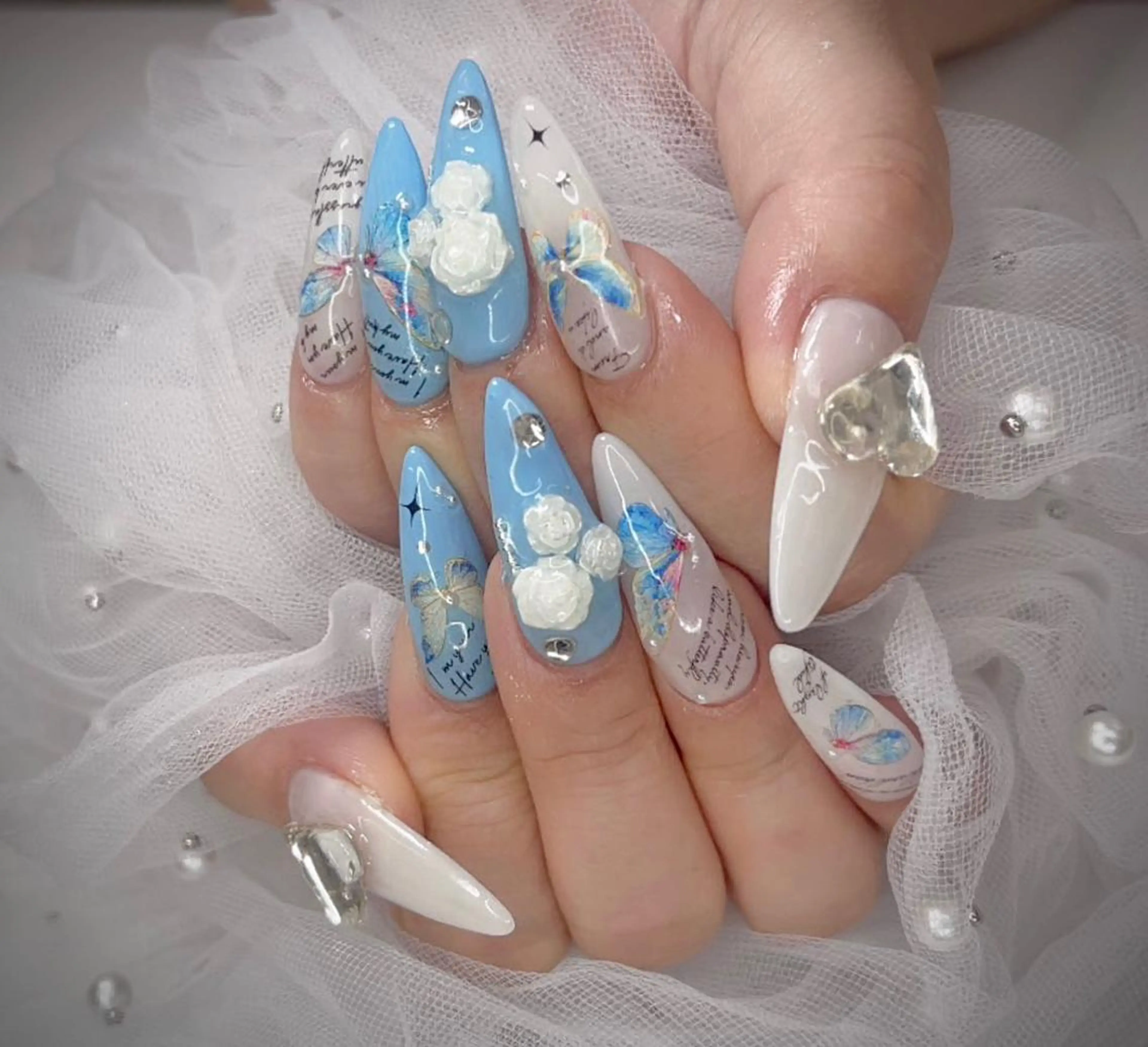 ネイル ハヤシ ミカのネイルデザイン