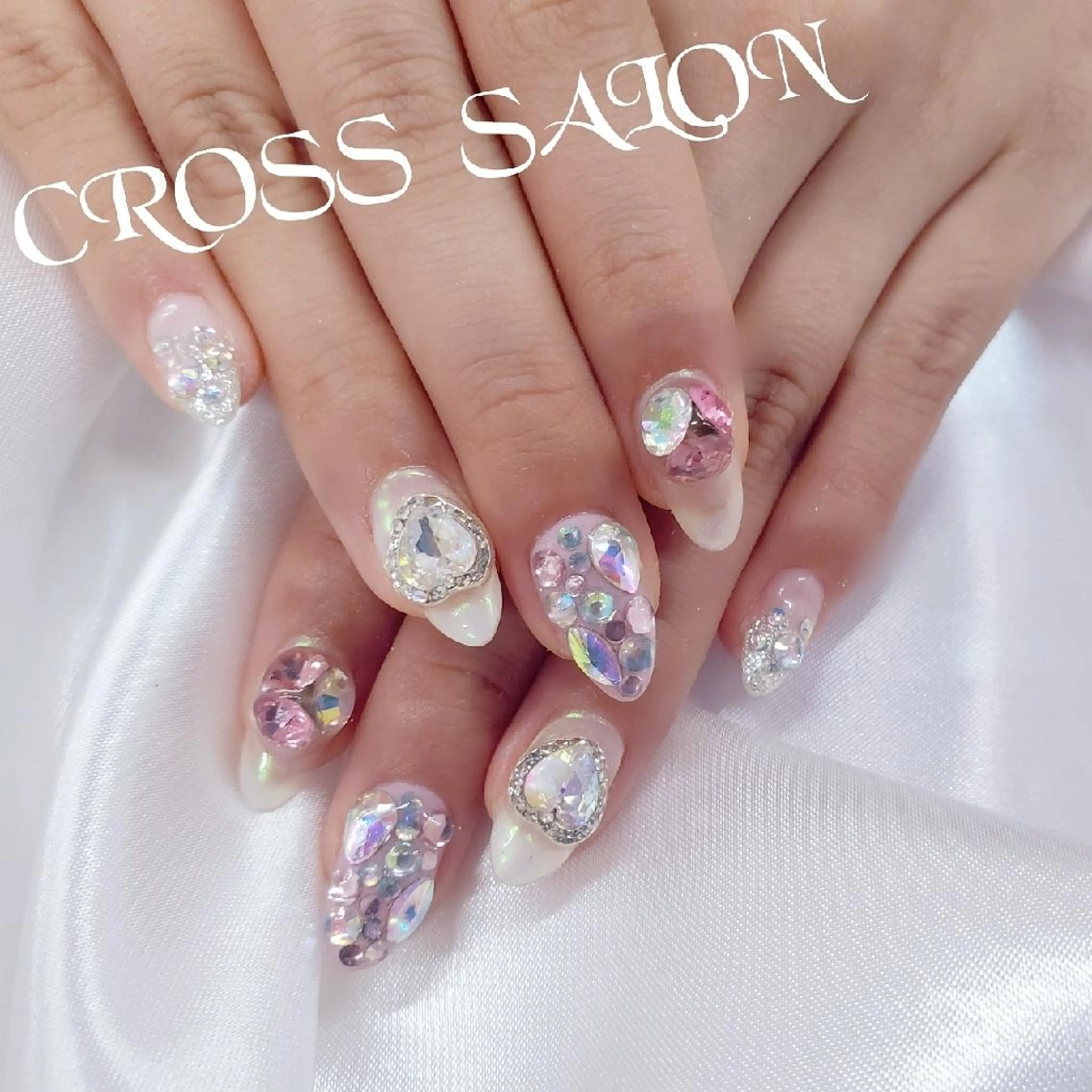 ネイル 長さ出し 氷ネイル・うるうるネイル 韓国ネイル ネイルチップ CROSS SALON/Lazy所属・CROSS  クロス　のネイルデザイン