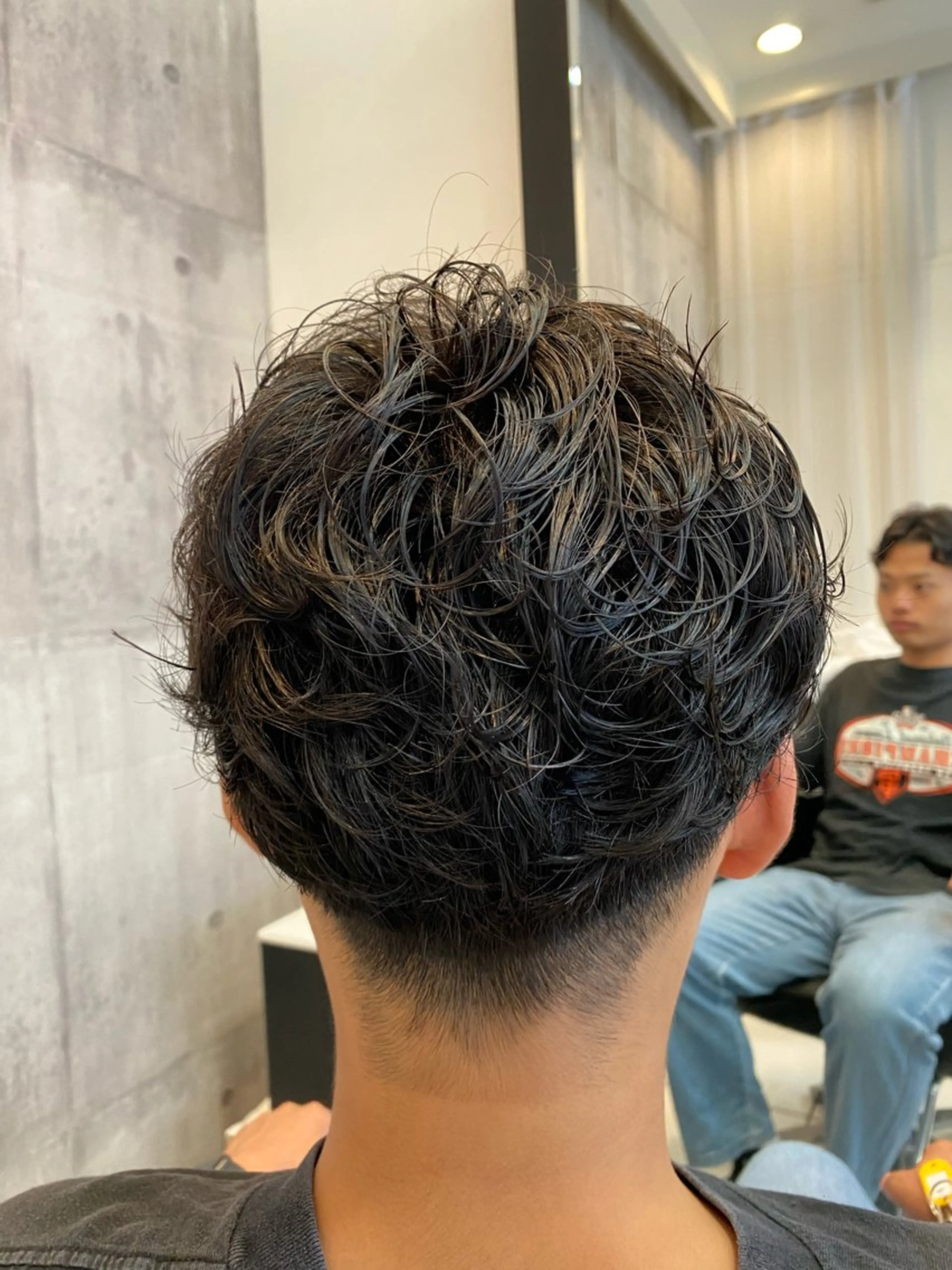 ミディアム パーマ メンズ CHIC 蘭のヘアスタイル