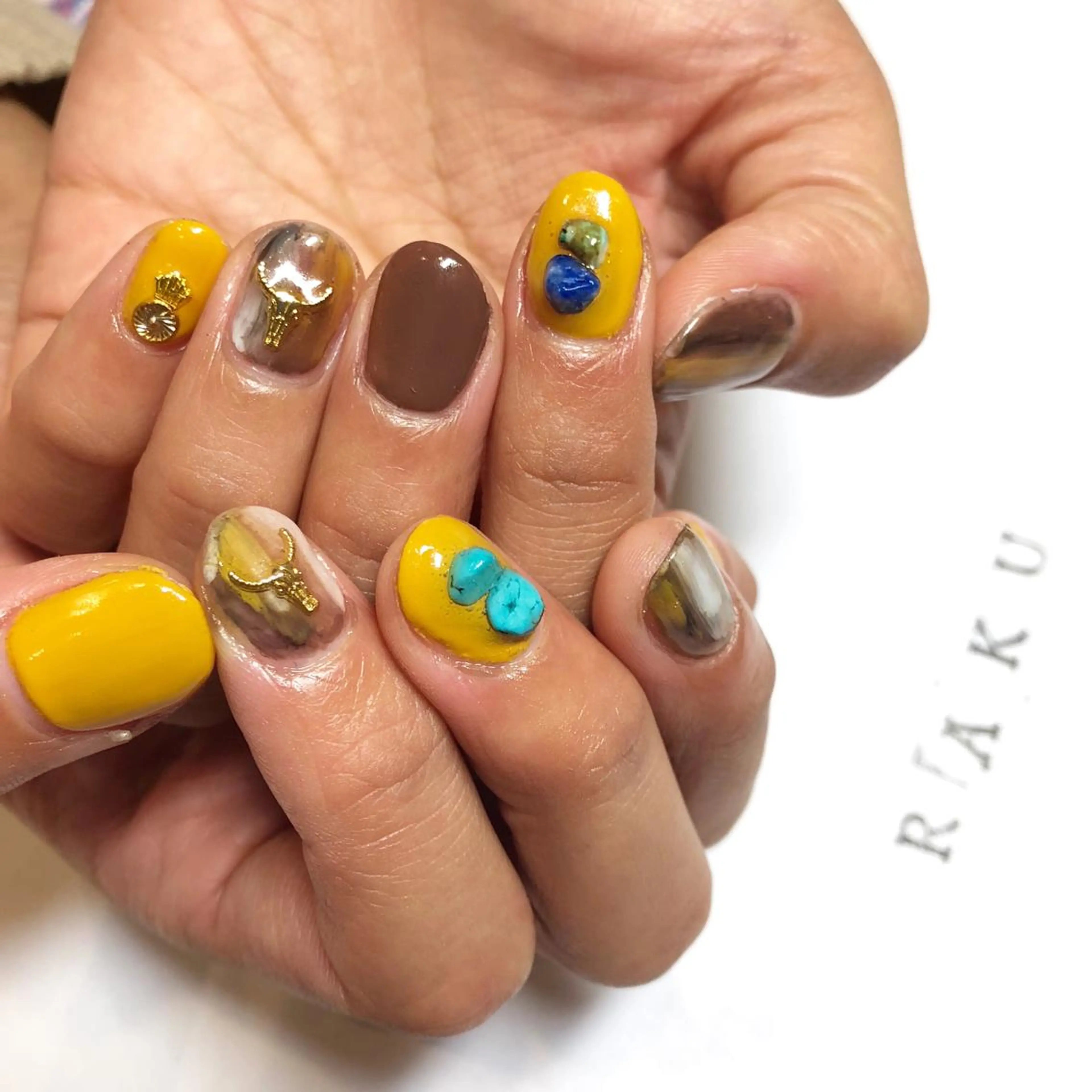 ネイル 駒月 明日香のネイルデザイン