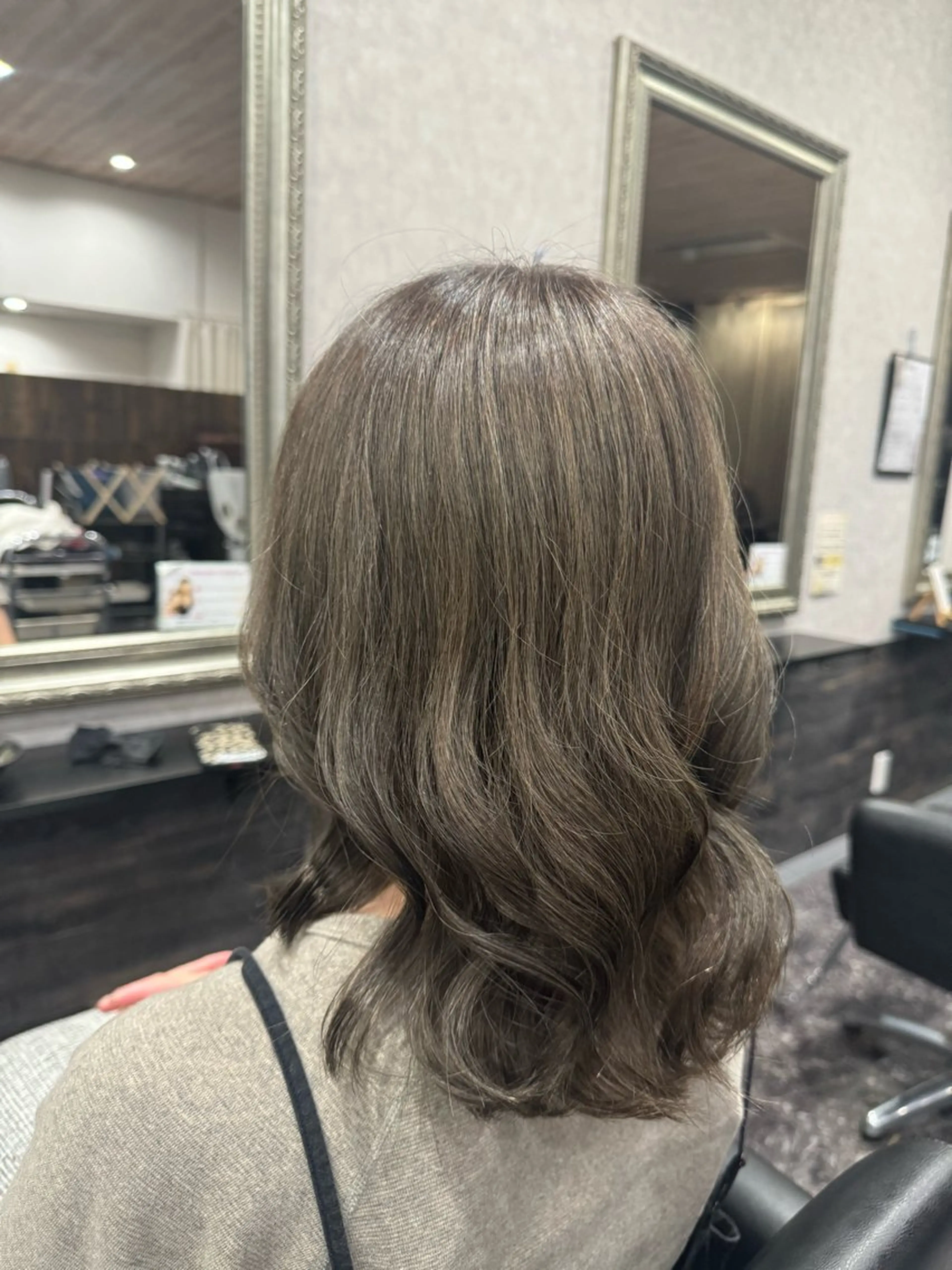 ミディアム N-PLANTS 泉大津【yuua】のヘアスタイル