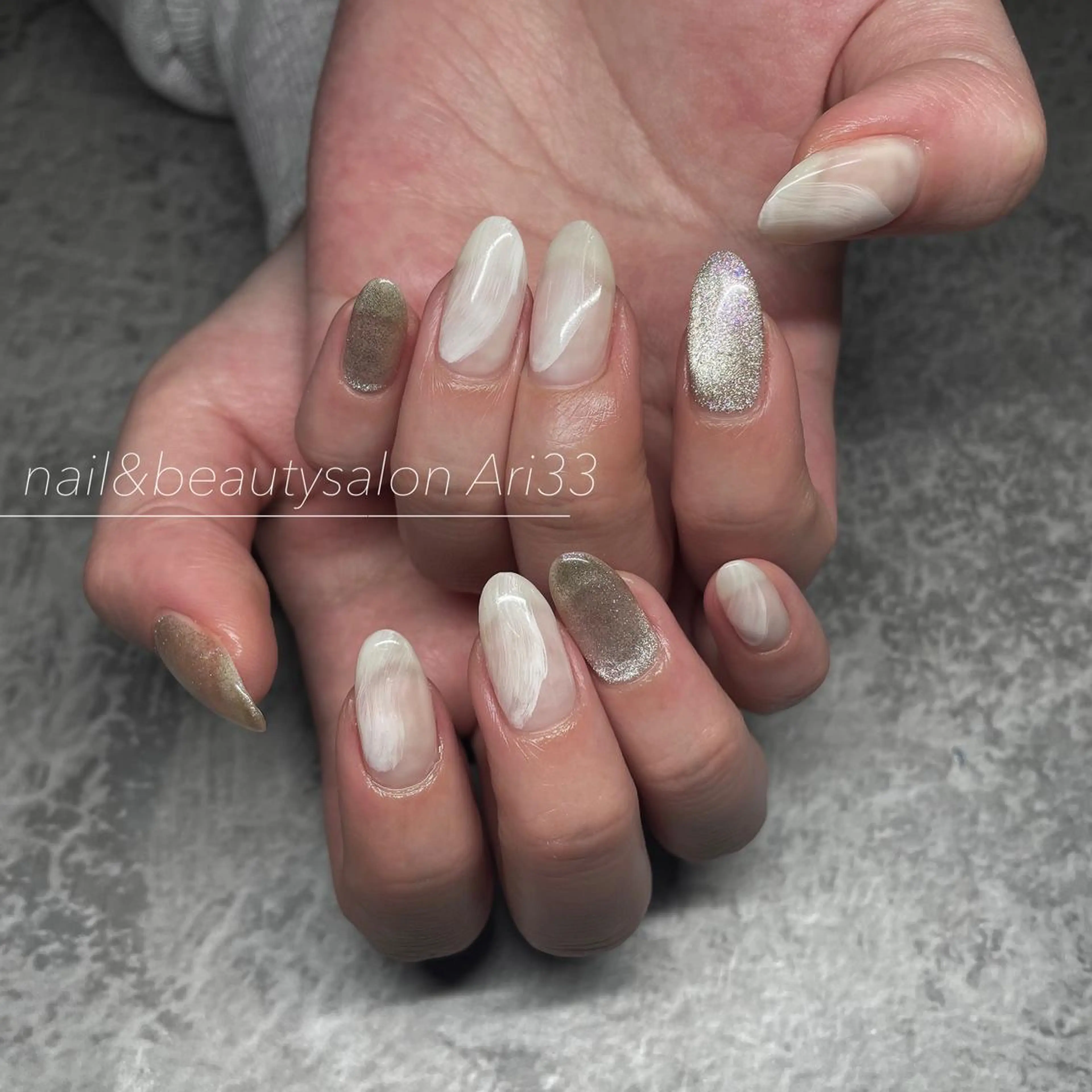 ネイル マグネットネイル ニュアンスネイル ハンドネイル プライベートサロン Ari33nailのネイルデザイン