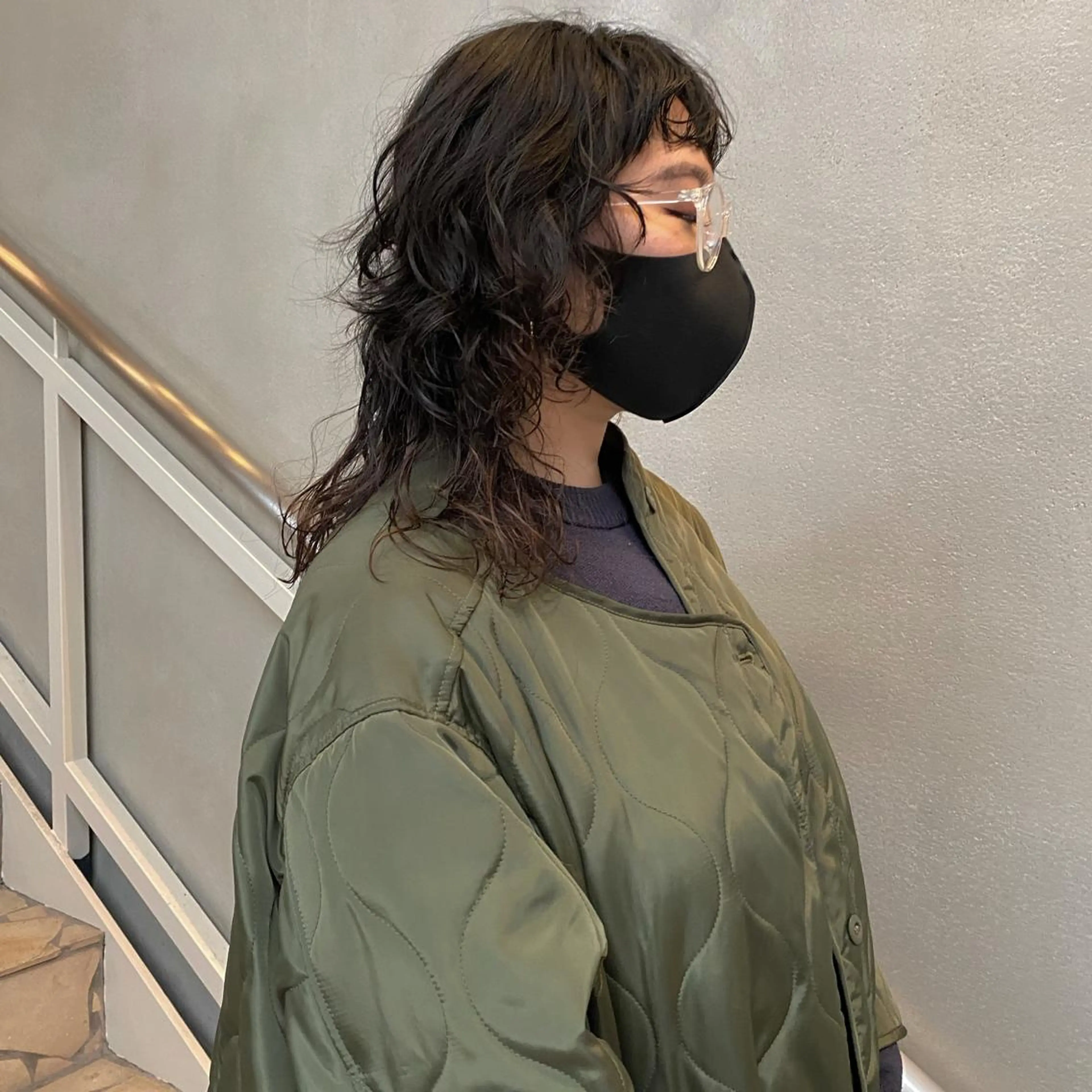 ミディアム パーマ ワンレンボブ ミディアムパーマ ボブ ウルフカット カット ヘアカラー トリートメント ウルフカット 811 大阪梅田 ウルフのヘアスタイル