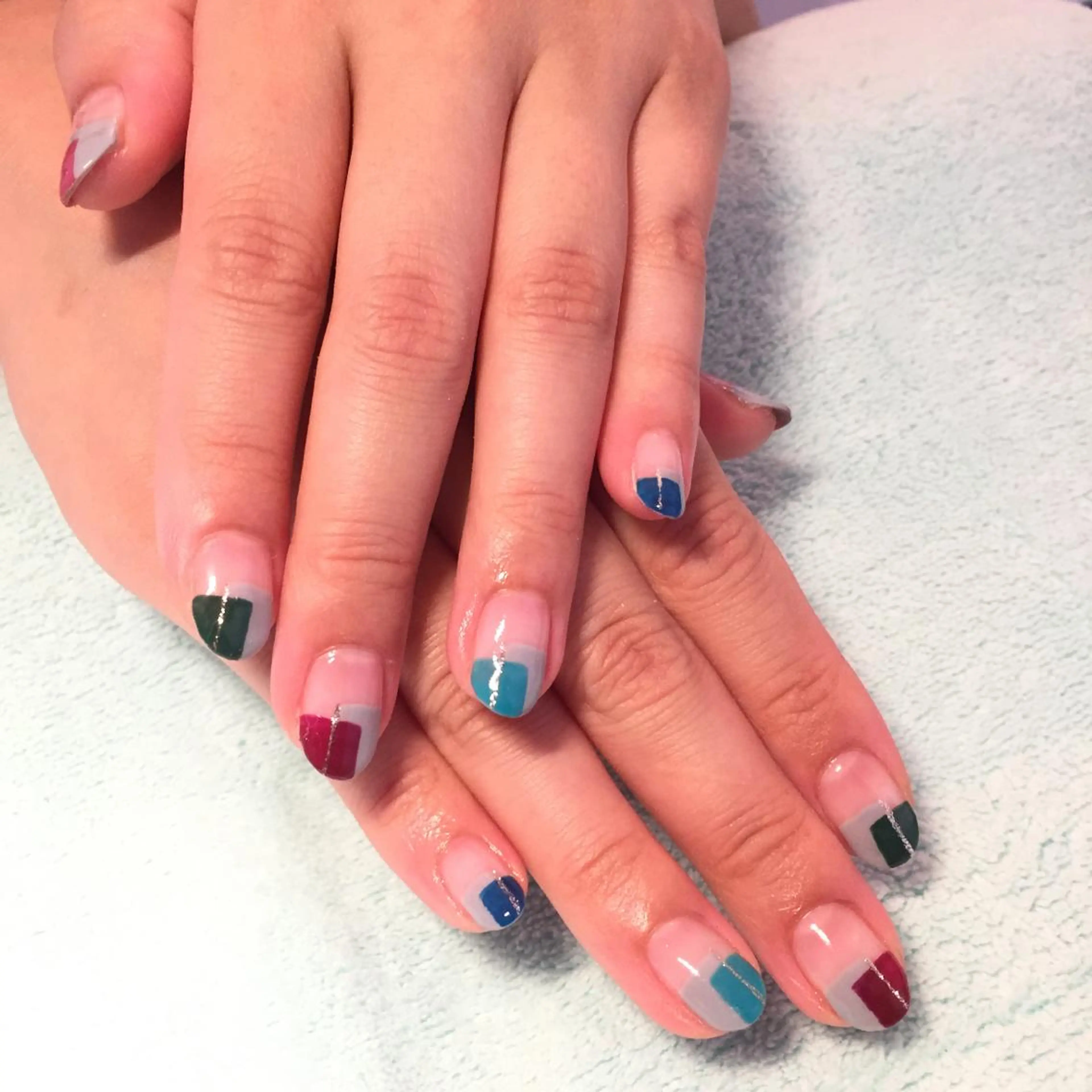 ネイル フレンチネイル BANBINANAIL所属・イリネコ マリのネイルデザイン