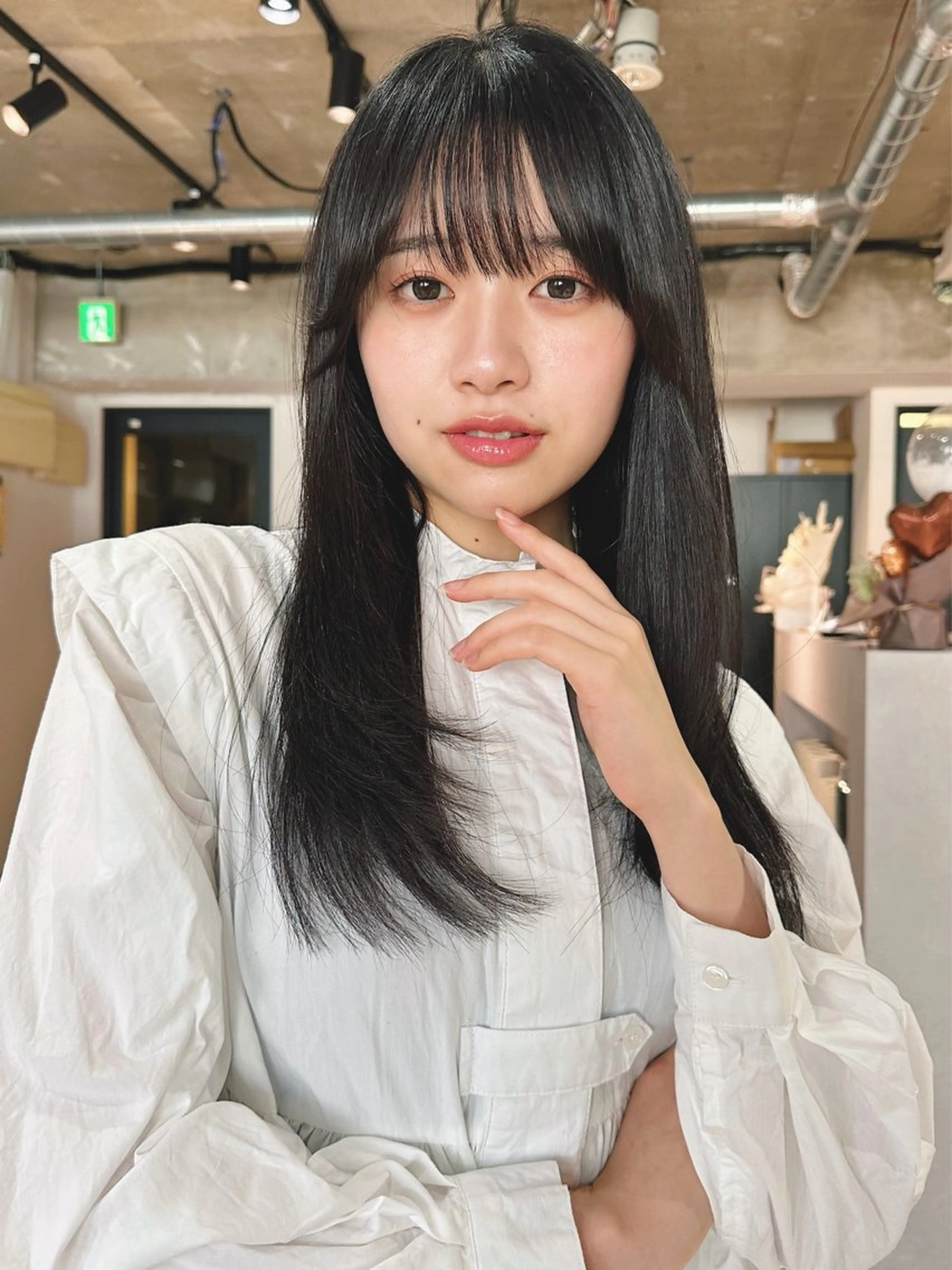 ロング カラー パーマ 🫧小顔×似合わせ× 透明感カラー🫧のヘアスタイル