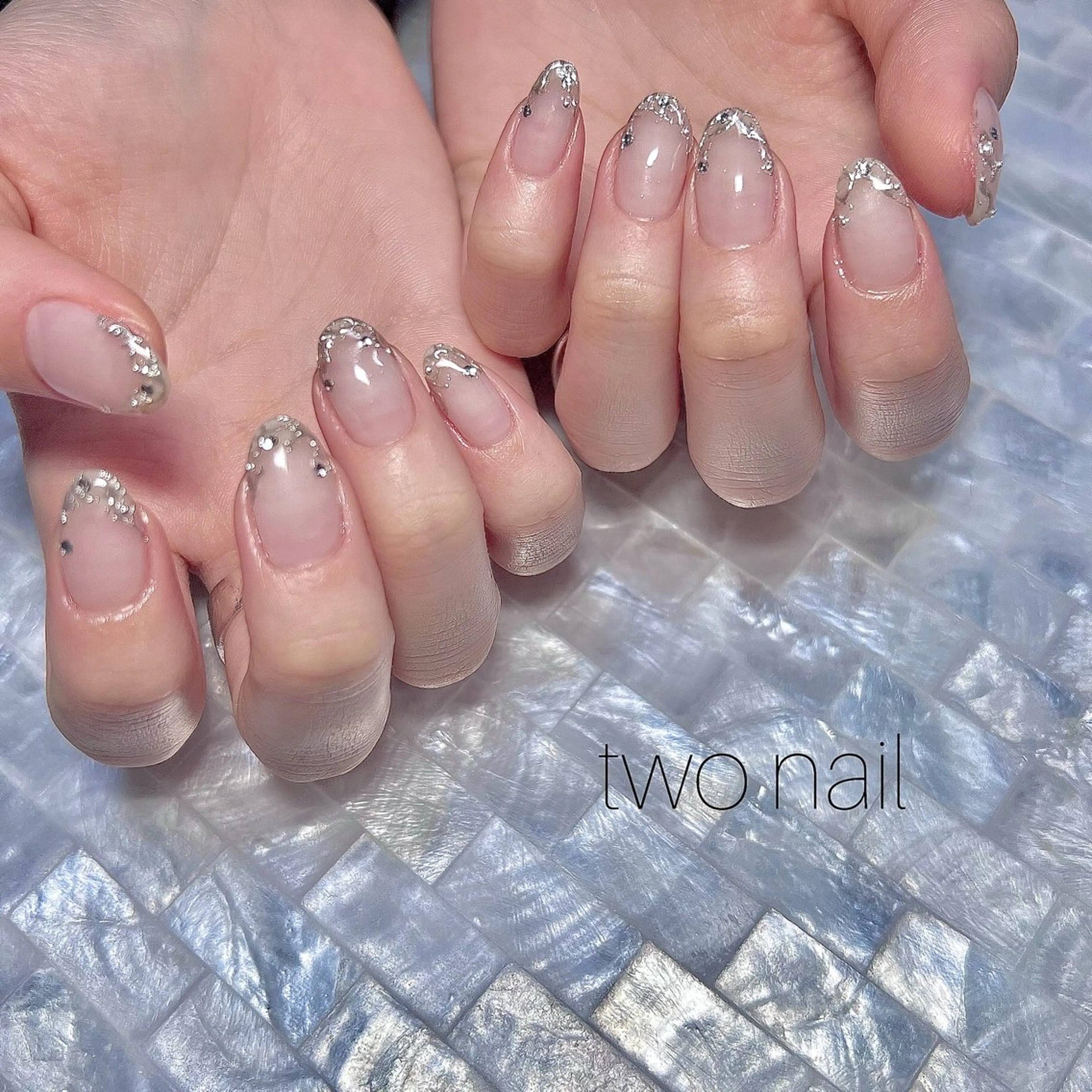 ネイル アートネイル ネイルチップ ホワイト ハンドネイル two nailのネイルデザイン