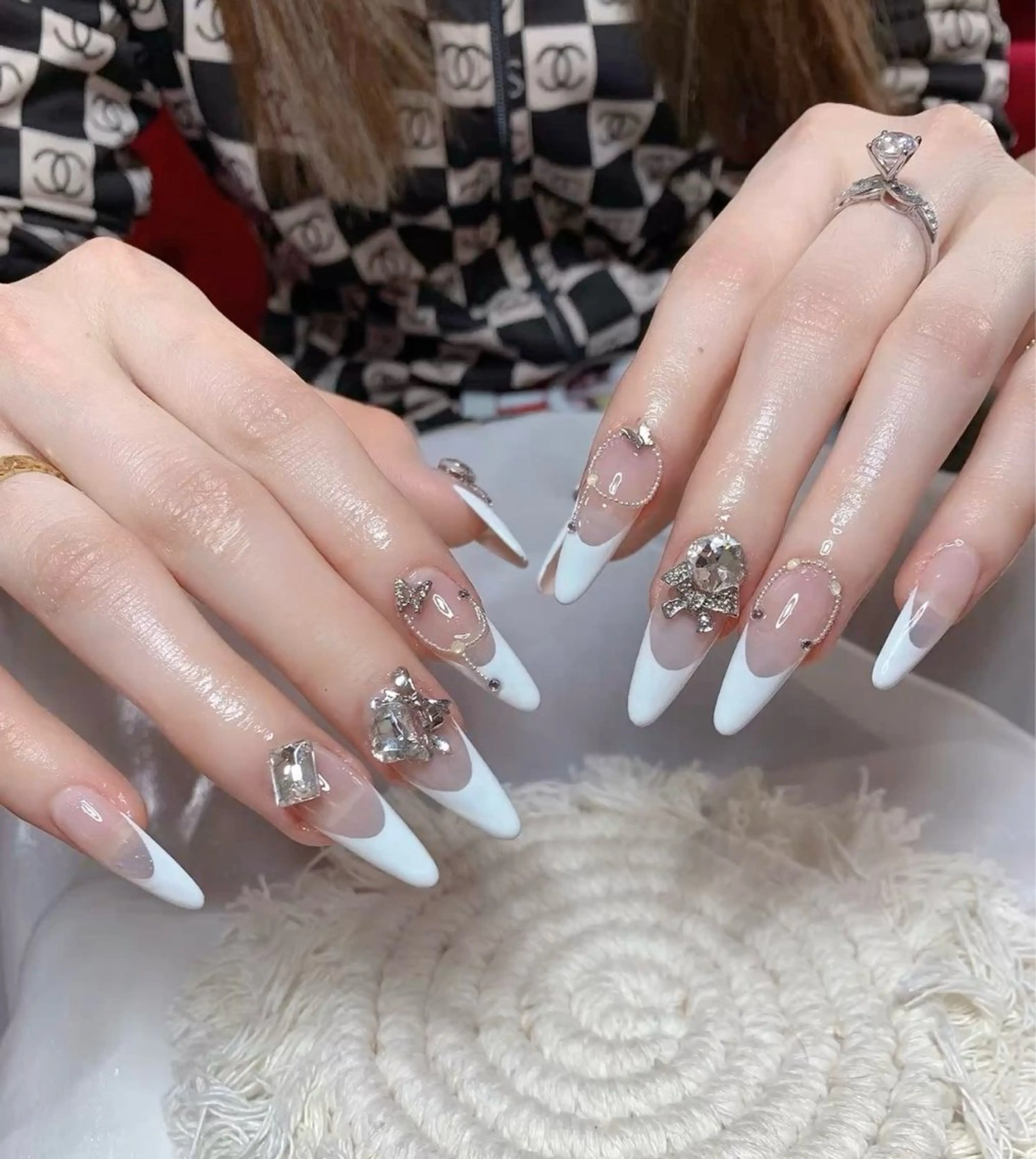 ネイル 長さ出し フレンチネイル グラデーション 卒業式 マグネットネイル ハンドネイル MIHANA NAILのネイルデザイン