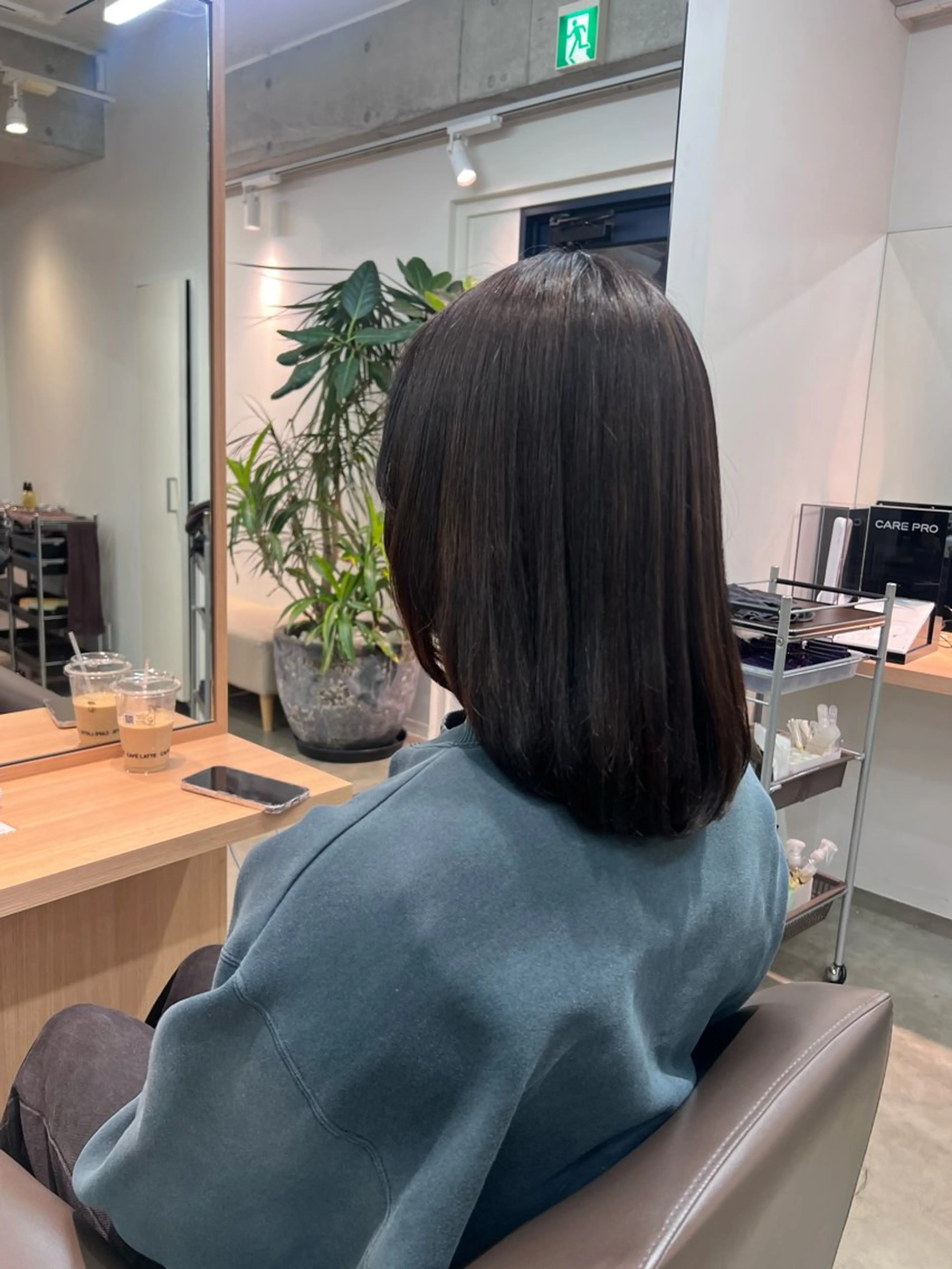 カラー ケアカラー ヘアカラー トリートメント Omnis所属・山中 欧輔のヘアスタイル