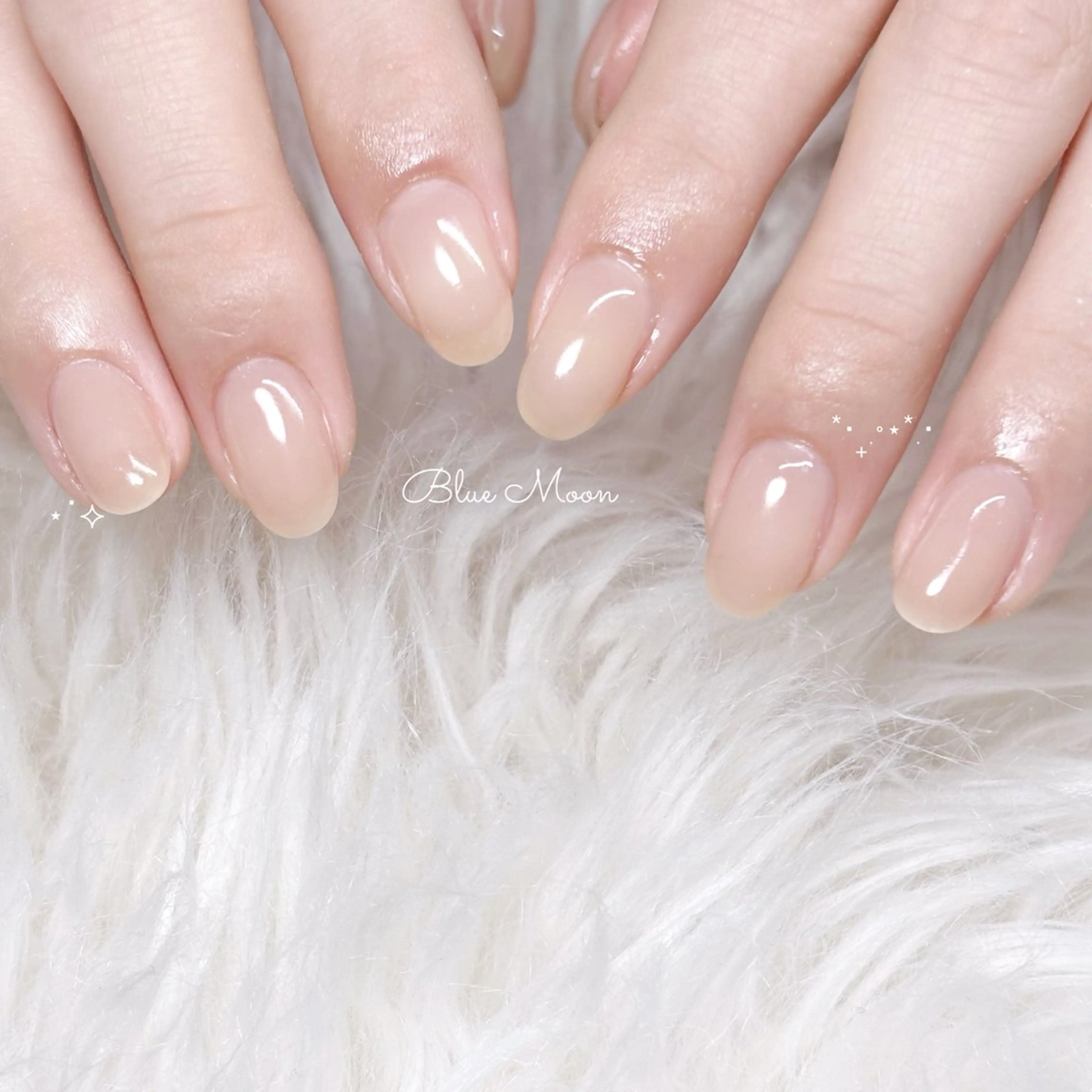 ネイル ハンドネイル フットネイル ハンドケア nail salon Blue Moonのネイルデザイン