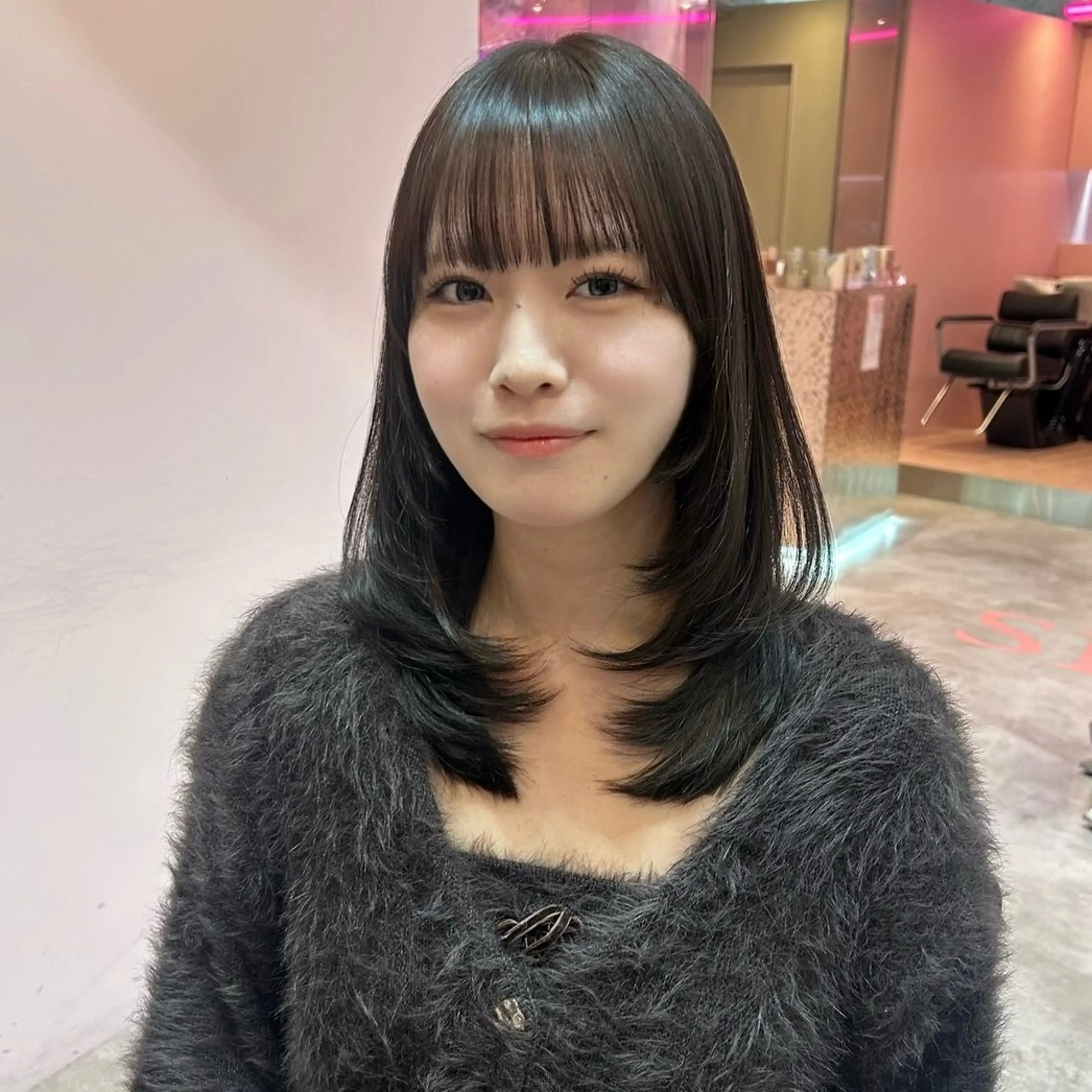 セミロング カラー 透明感カラー グレージュ ラベンダーカラー ラベンダーグレージュ ラベンダーグレー ヘアカラー 🐰🎀艶髪特化 yuzuka🎀🐰のヘアスタイル