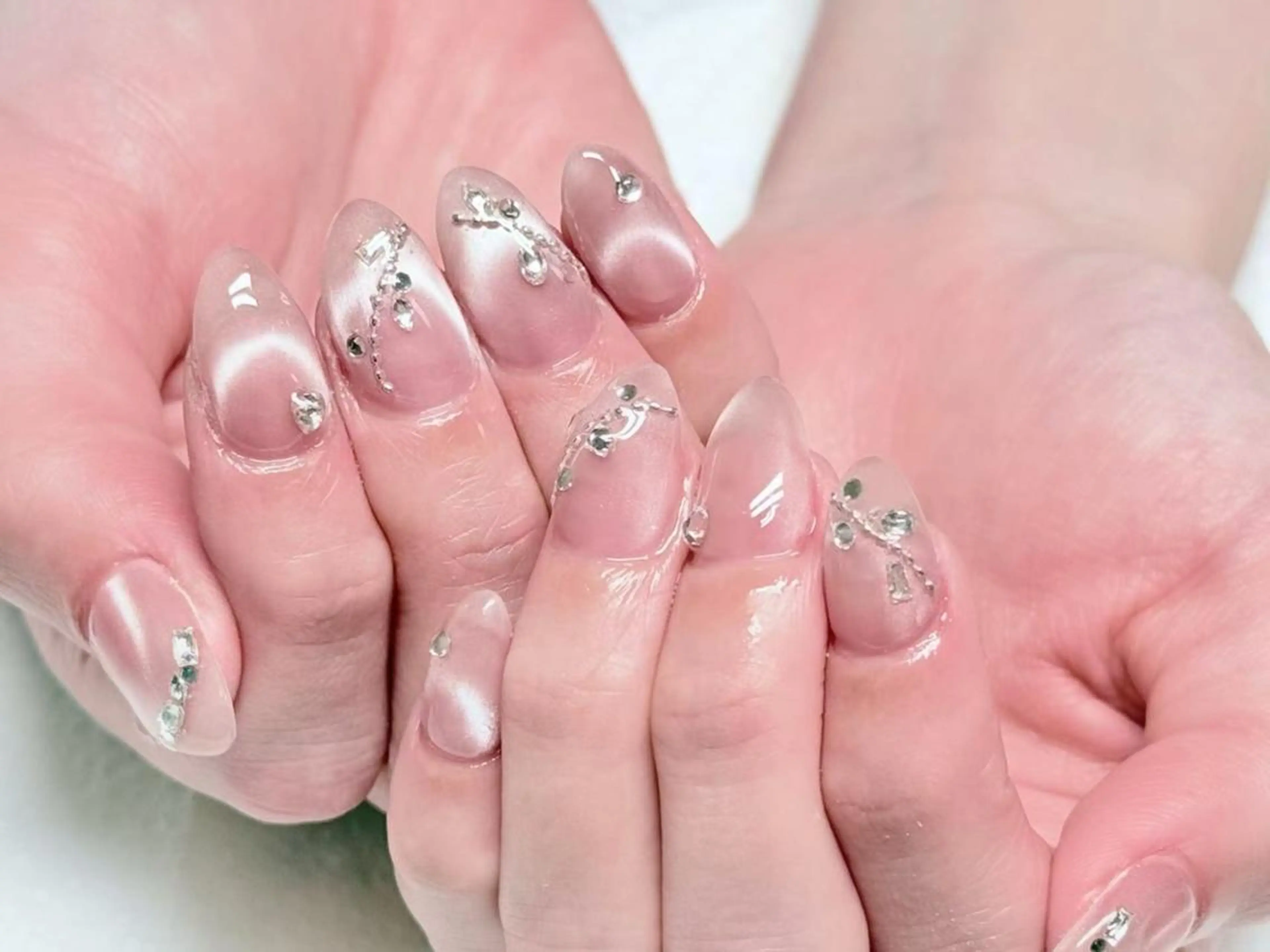 ネイル アートネイル クリアネイル 成人式 長さ出し フラッシュネイル ハンドネイル Ru na🍳のネイルデザイン