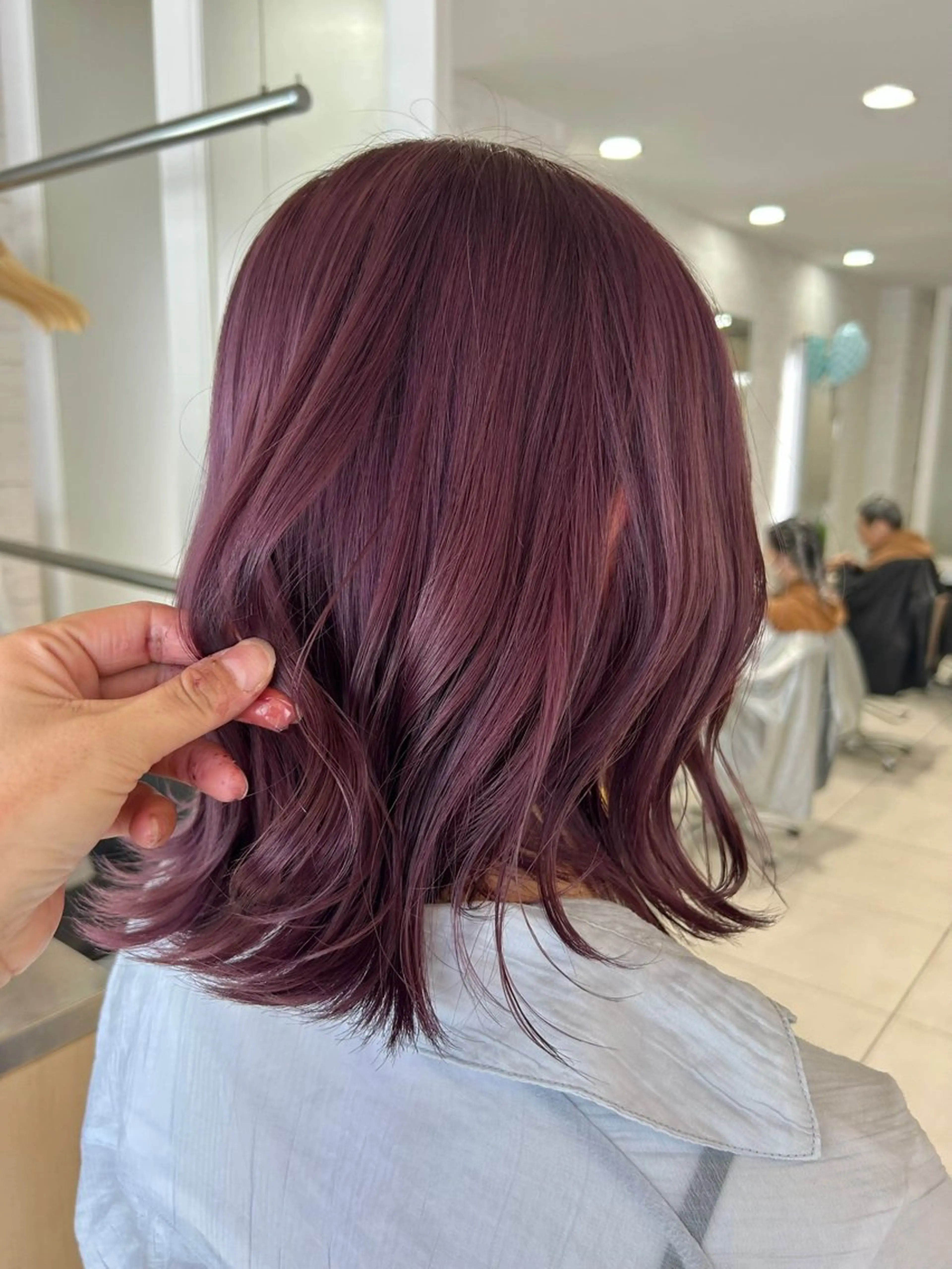 ミディアム 🍂透明感ベージュ カラー🍂森部杏菜のヘアスタイル