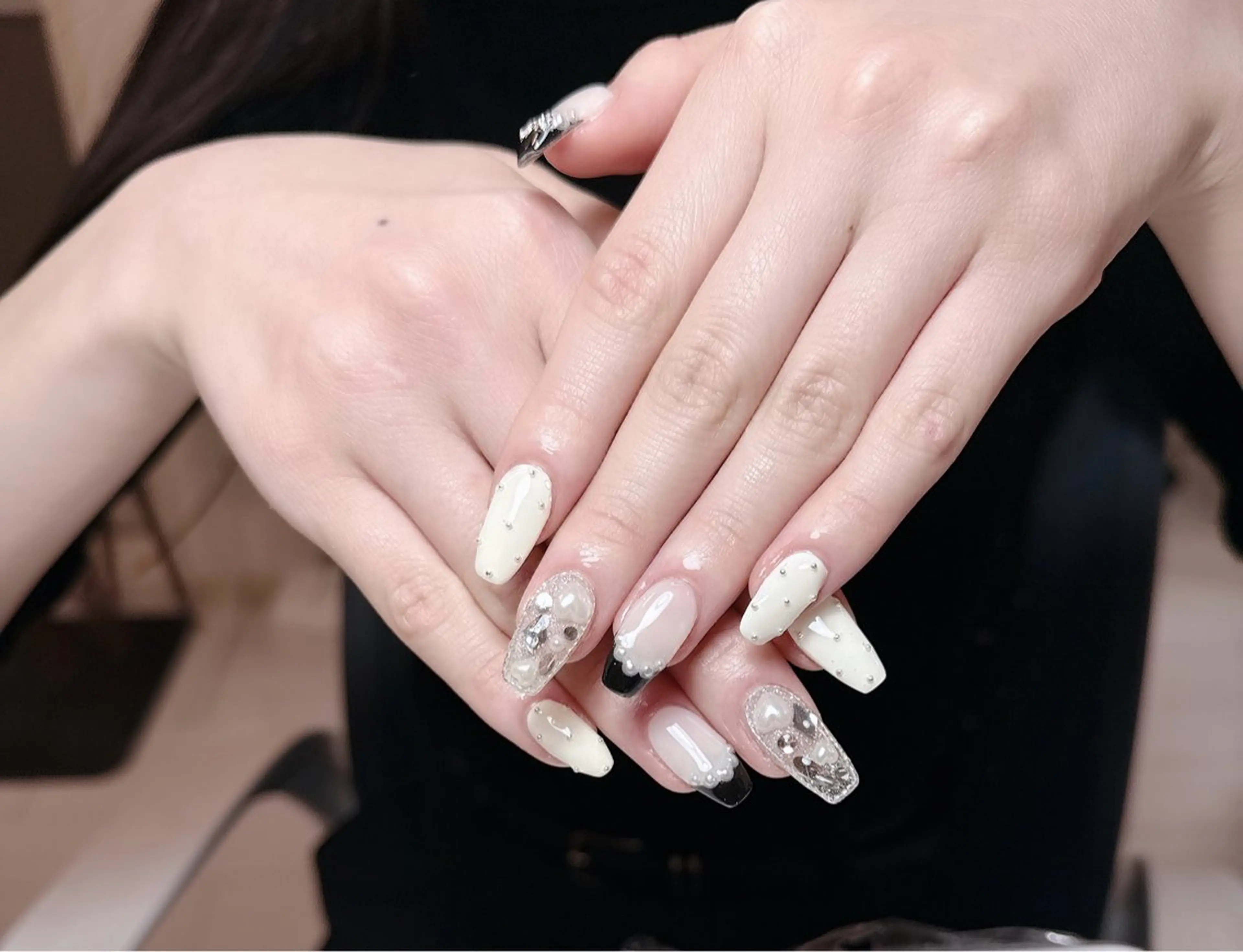 ネイル フレンチネイル グラデーション 韓国ネイル マグネットネイル ミラーネイル ハンドネイル Vp ネイルのネイルデザイン