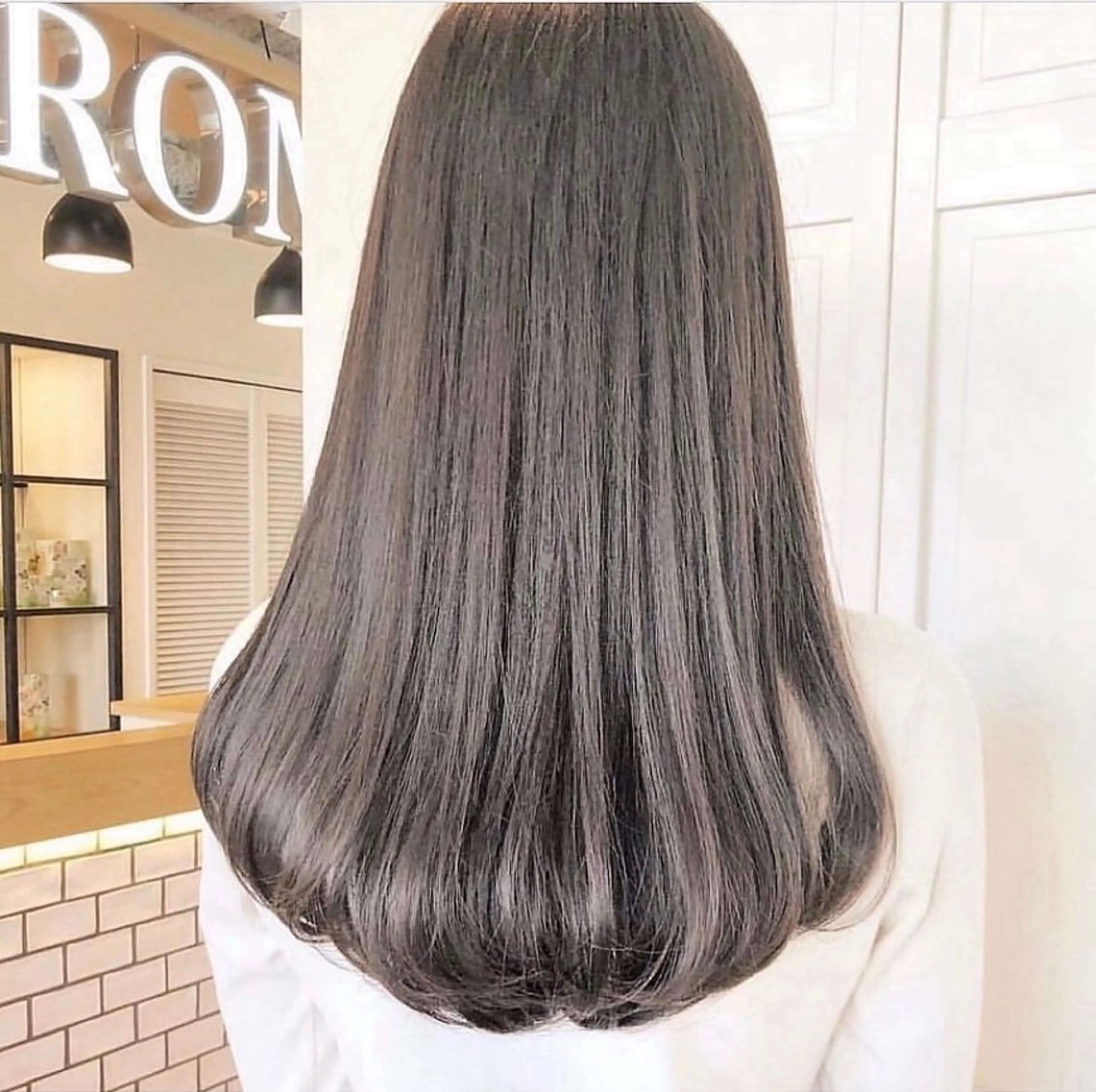 🍀赤茶が嫌な方！！赤み消しカラー＋超音波アイロン付きトリートメント付き！の写真