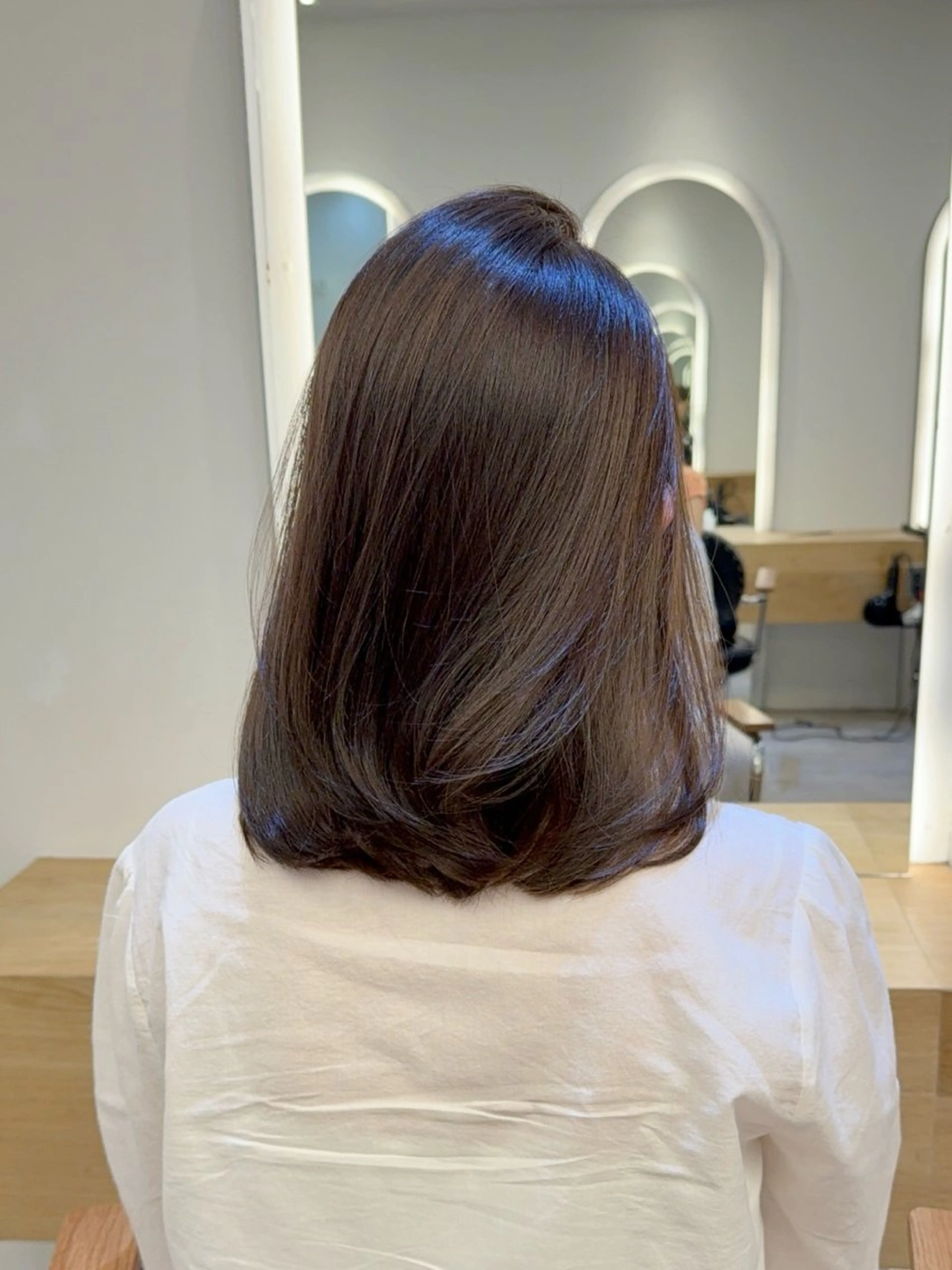 ミディアム カット ヘアカラー トリートメント 透明感カラー/ SHIZURIのヘアスタイル