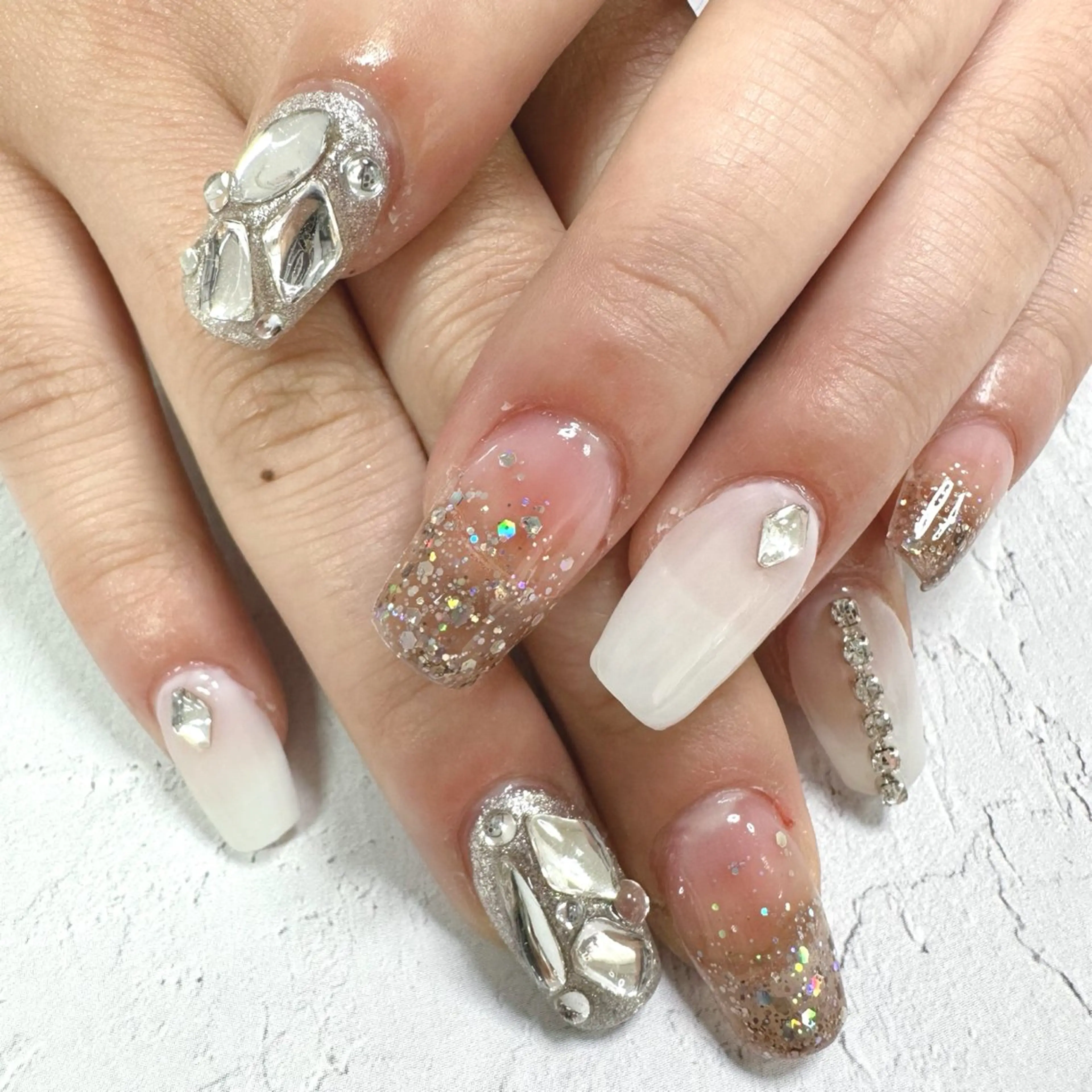 ネイル ハンドネイル Lily nailのネイルデザイン