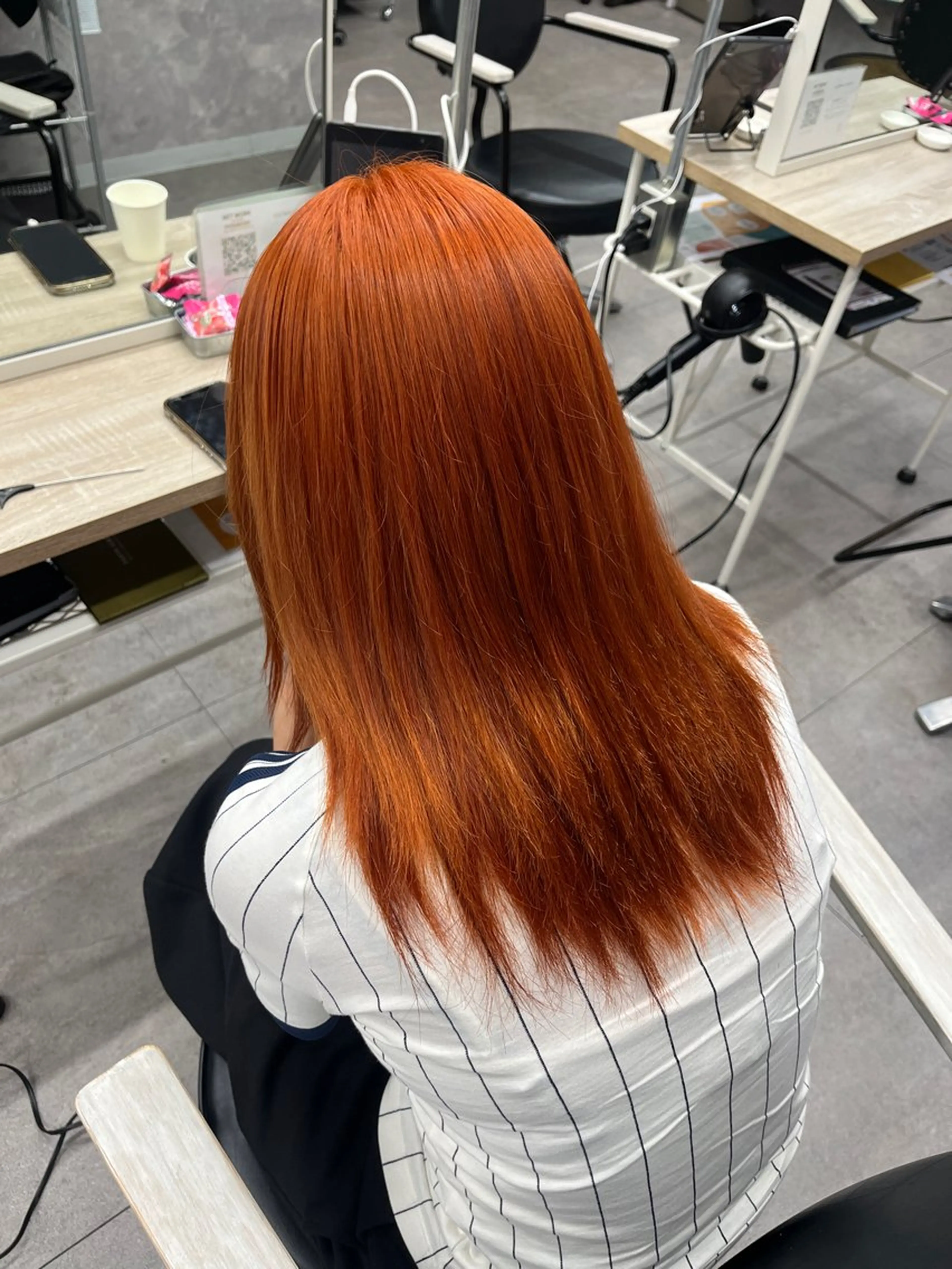 セミロング ⚜️抜け感×艶カラー ⚜️ちづるのヘアスタイル