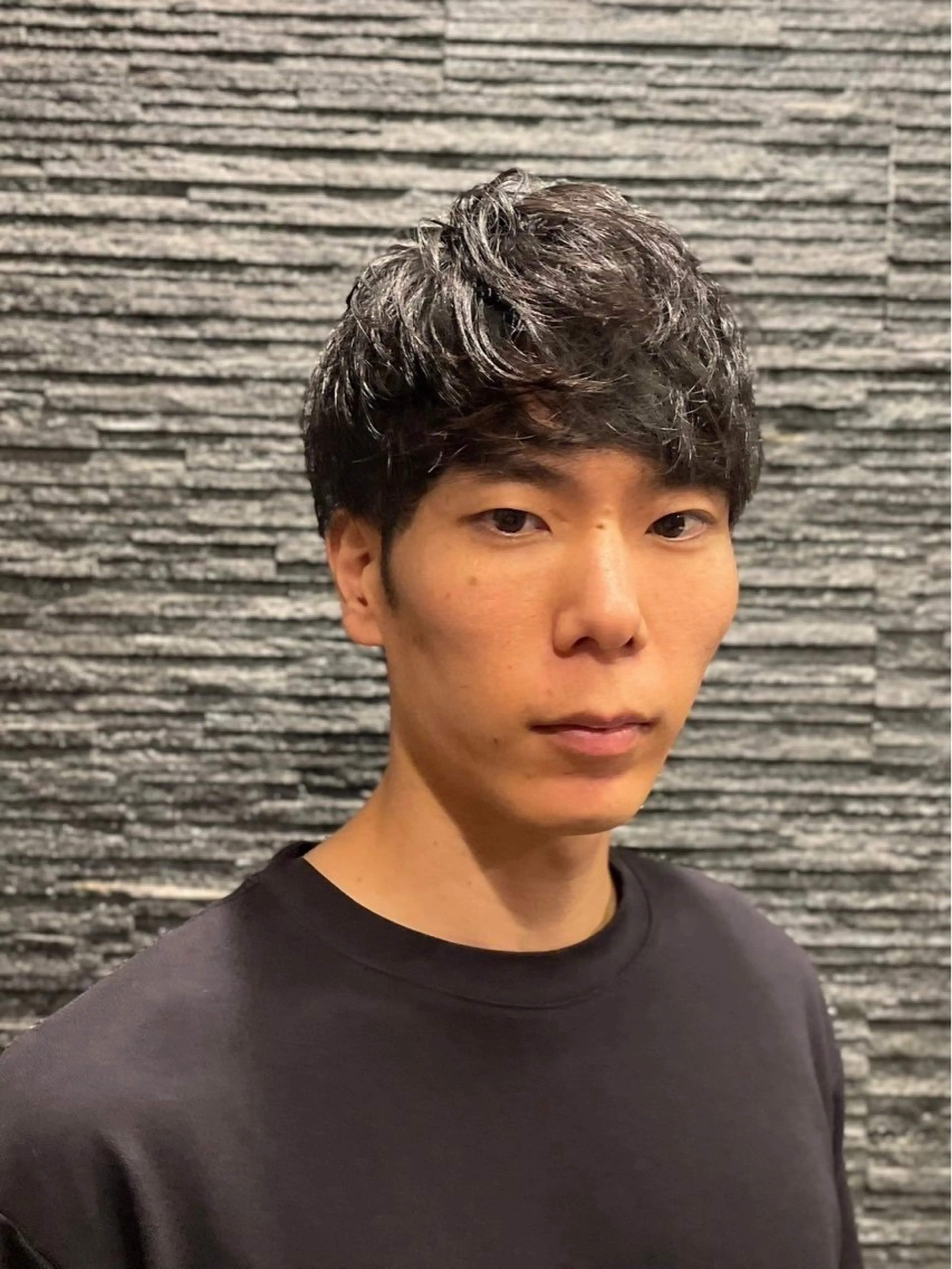 ミディアム まえひら じおんのヘアスタイル