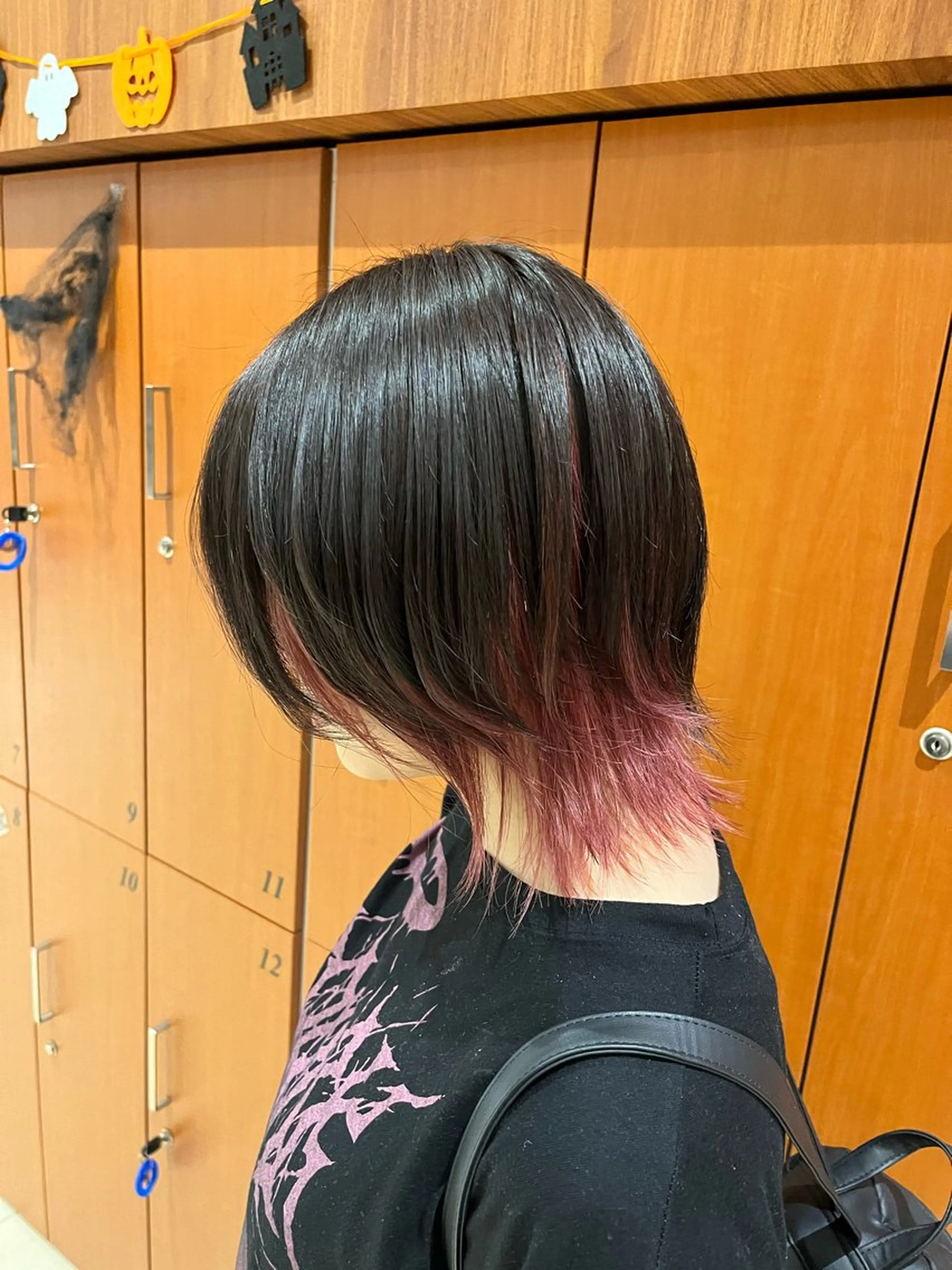 カラー インナーカラー ピンクカラー レイフィールド観光通り店所属・ハイトーンカラー🎀 はなえのヘアスタイル