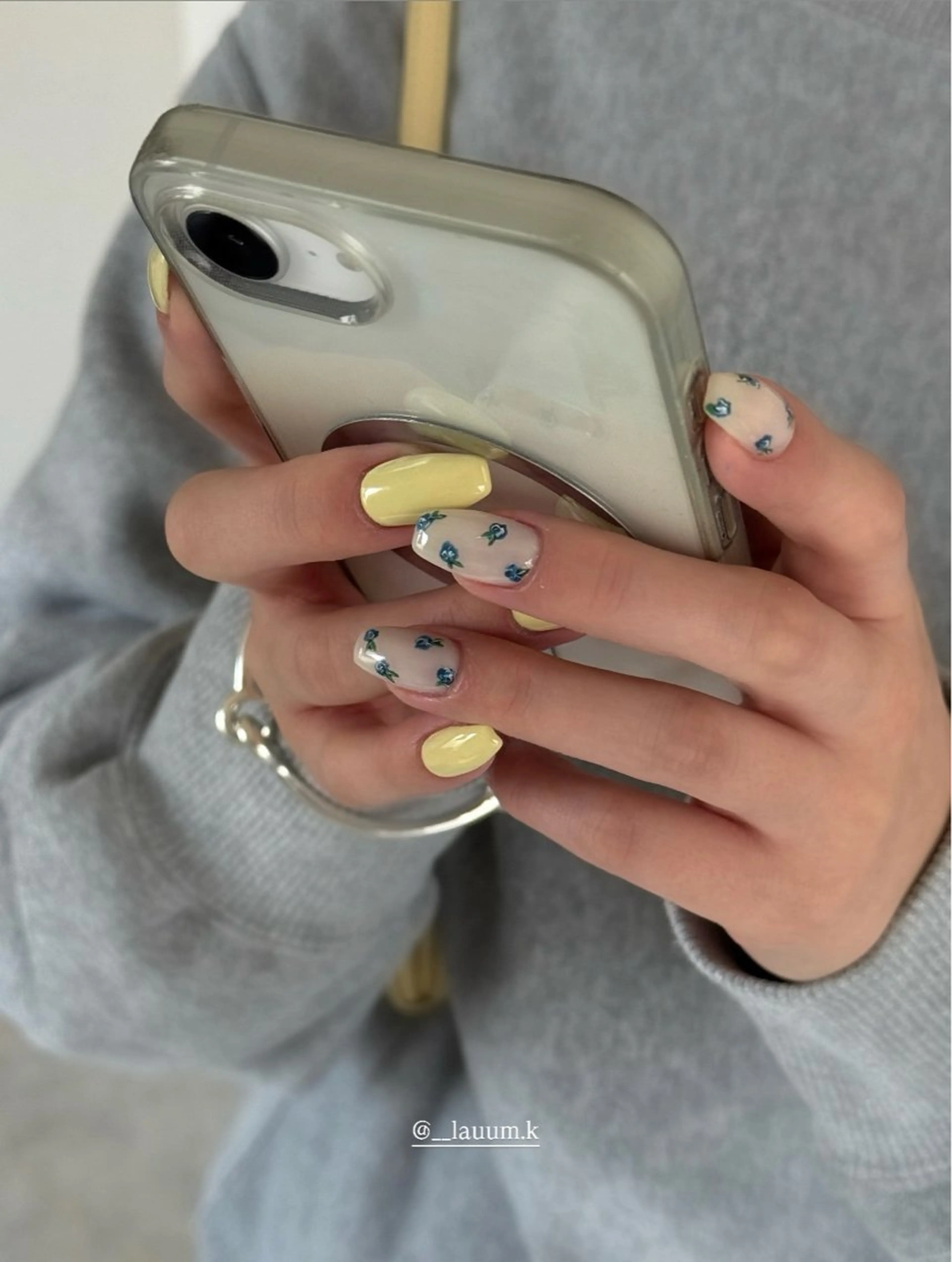 ネイル Lauum ラウームのネイルデザイン