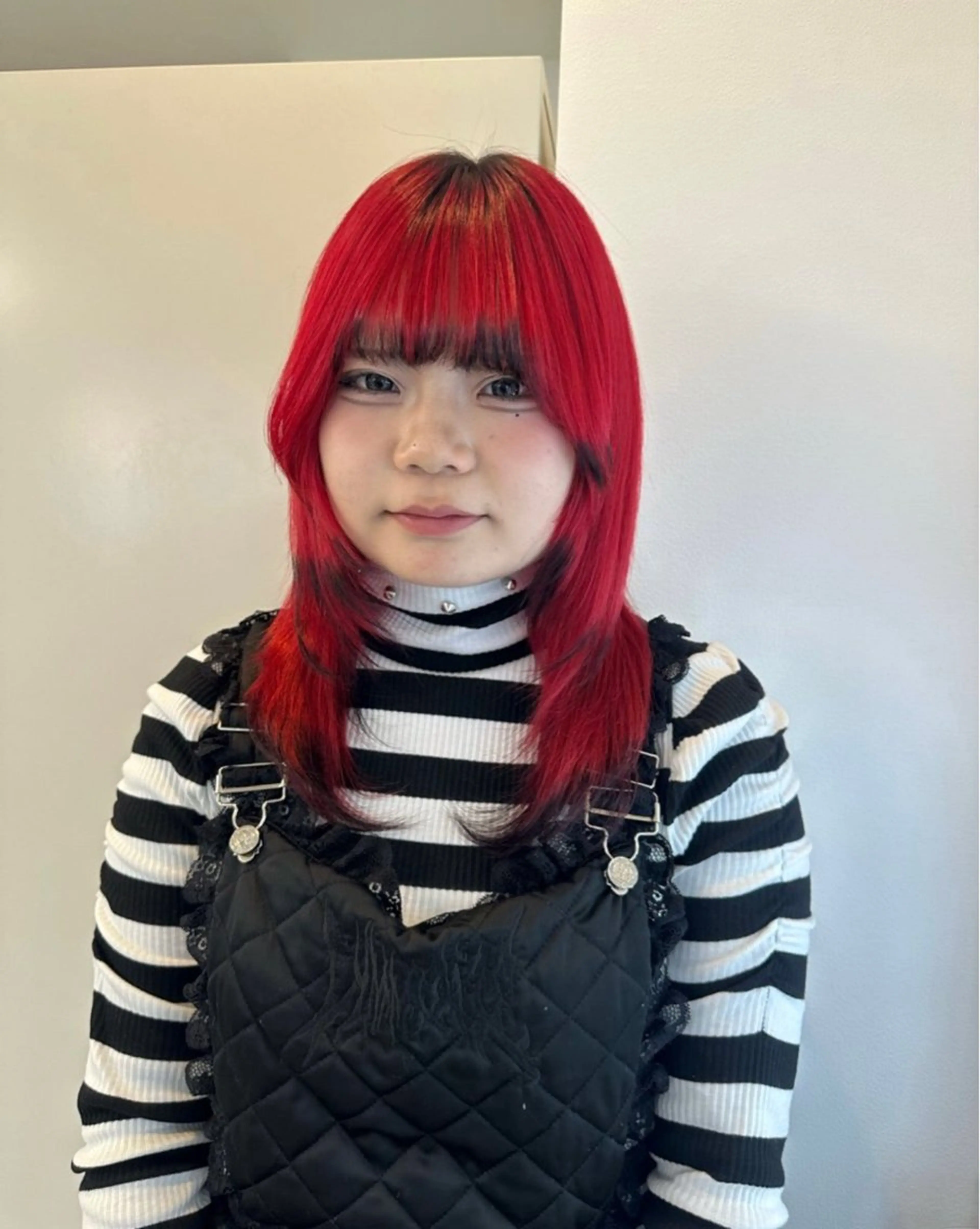 セミロング カラー ブリーチ ケアブリーチ ダブルカラー ハイトーンカラー レッドカラー ヘアカラー トリートメント salowin原宿iori所属・💋ハイトーンデザイ ンヘア💋A'nyuのヘアスタイル