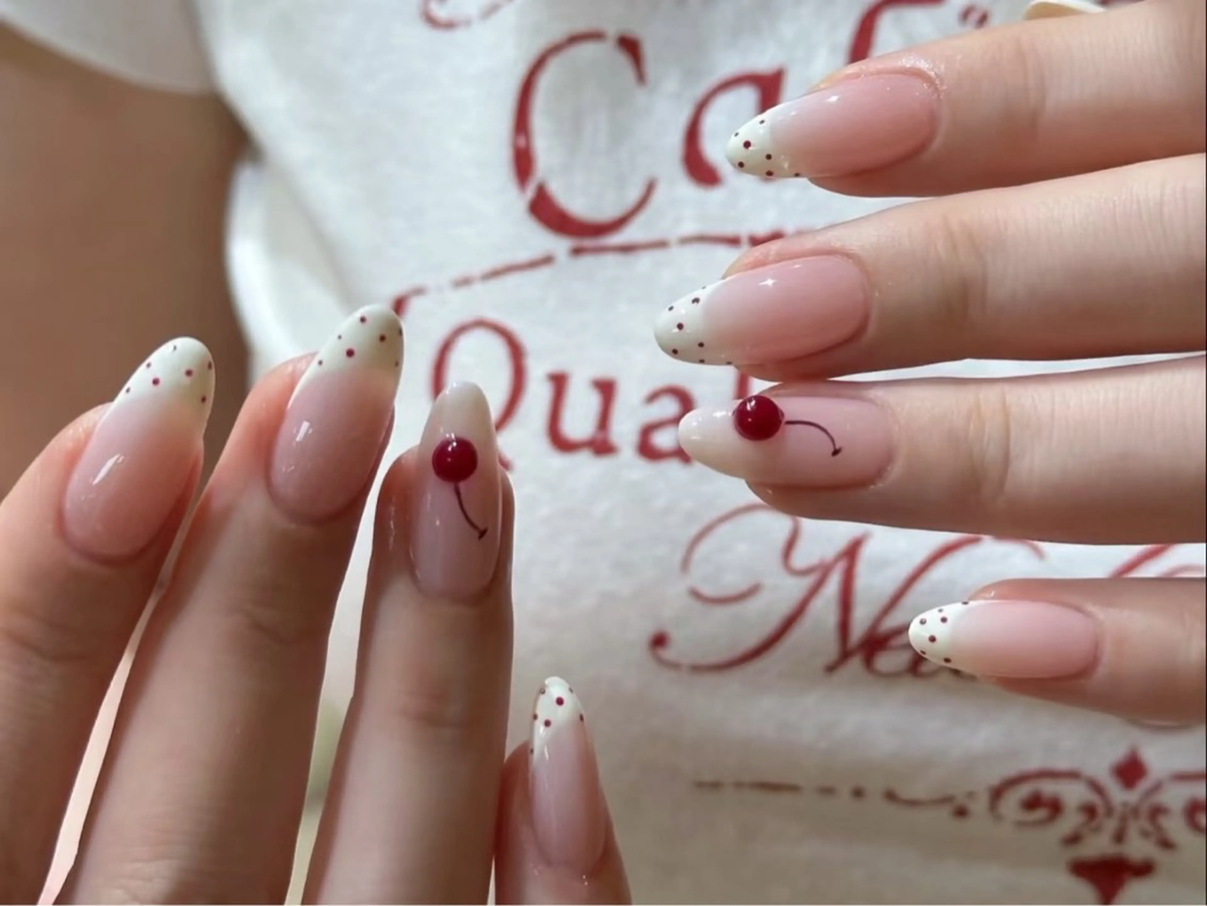 ネイル アートネイル オーロラネイル チークネイル フレンチネイル ガラスフレンチ ハンドネイル 🎀🎀YooLi Nail Salonのネイルデザイン