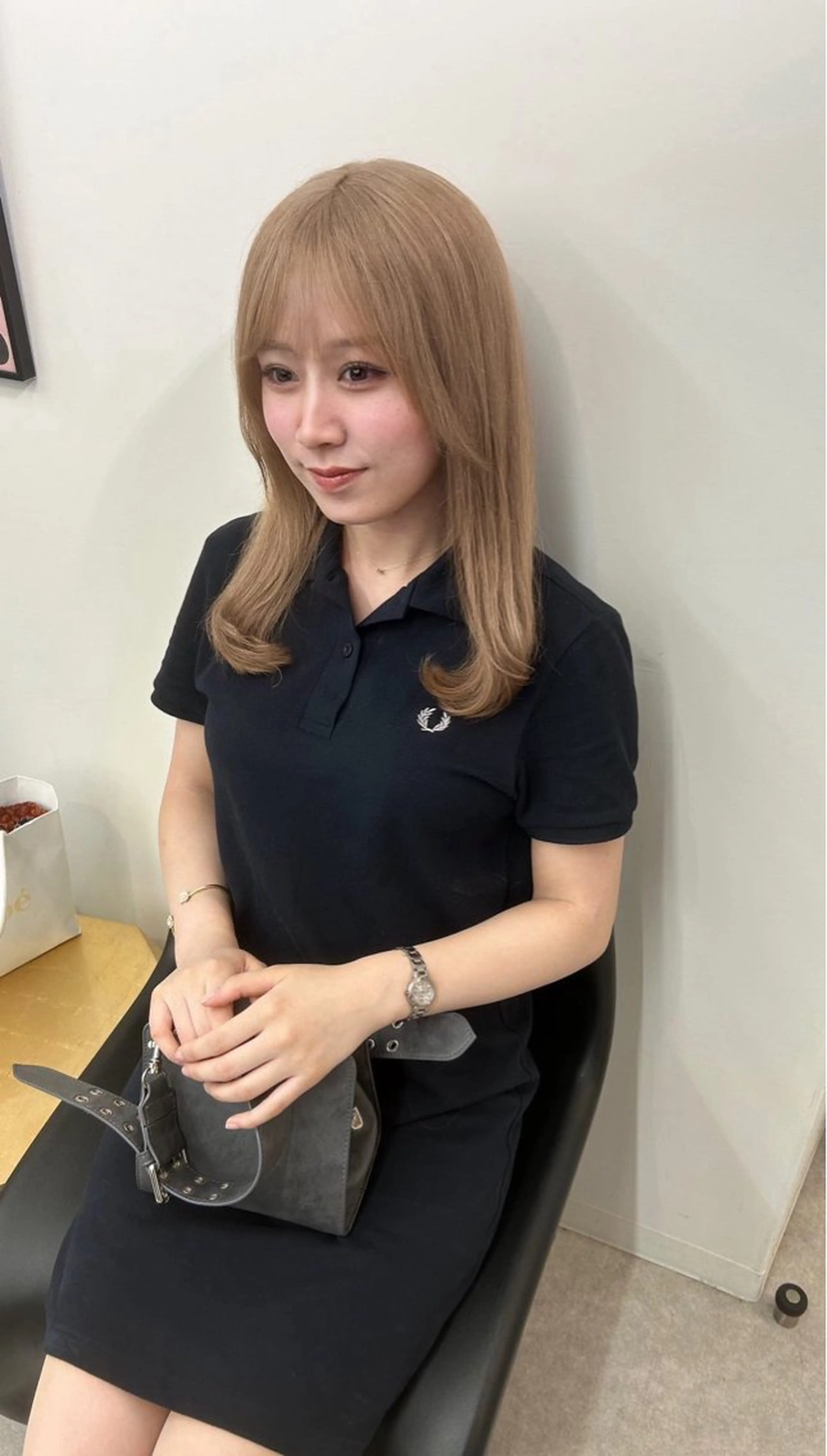 カラー アッシュ ベージュカラー ブリーチ ブロンド ブロンドベージュ PELE所属・愛されミルクティー 💍🎀yuiのヘアスタイル