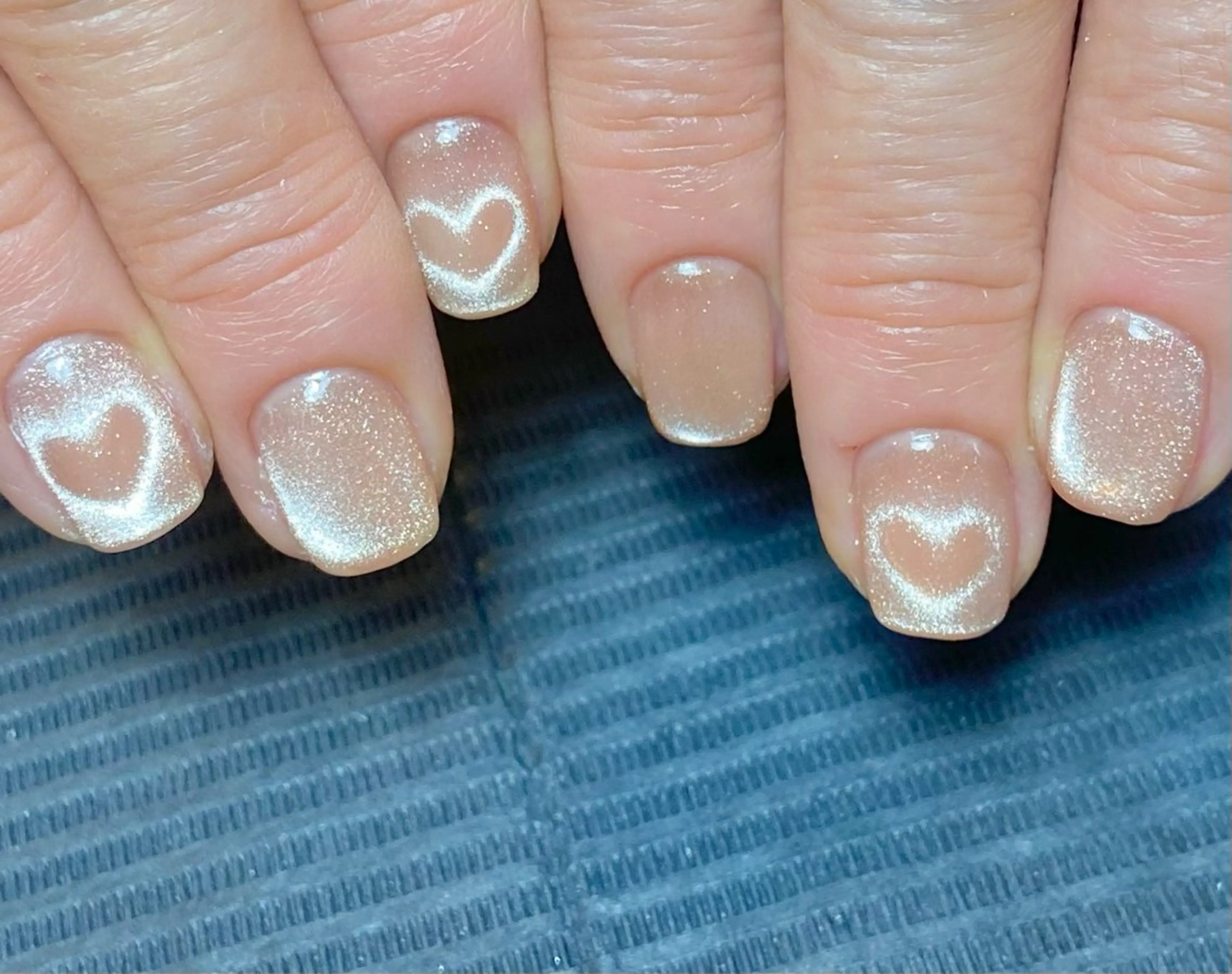 ネイル ハート マグネットネイル 樫原 なおこのネイルデザイン