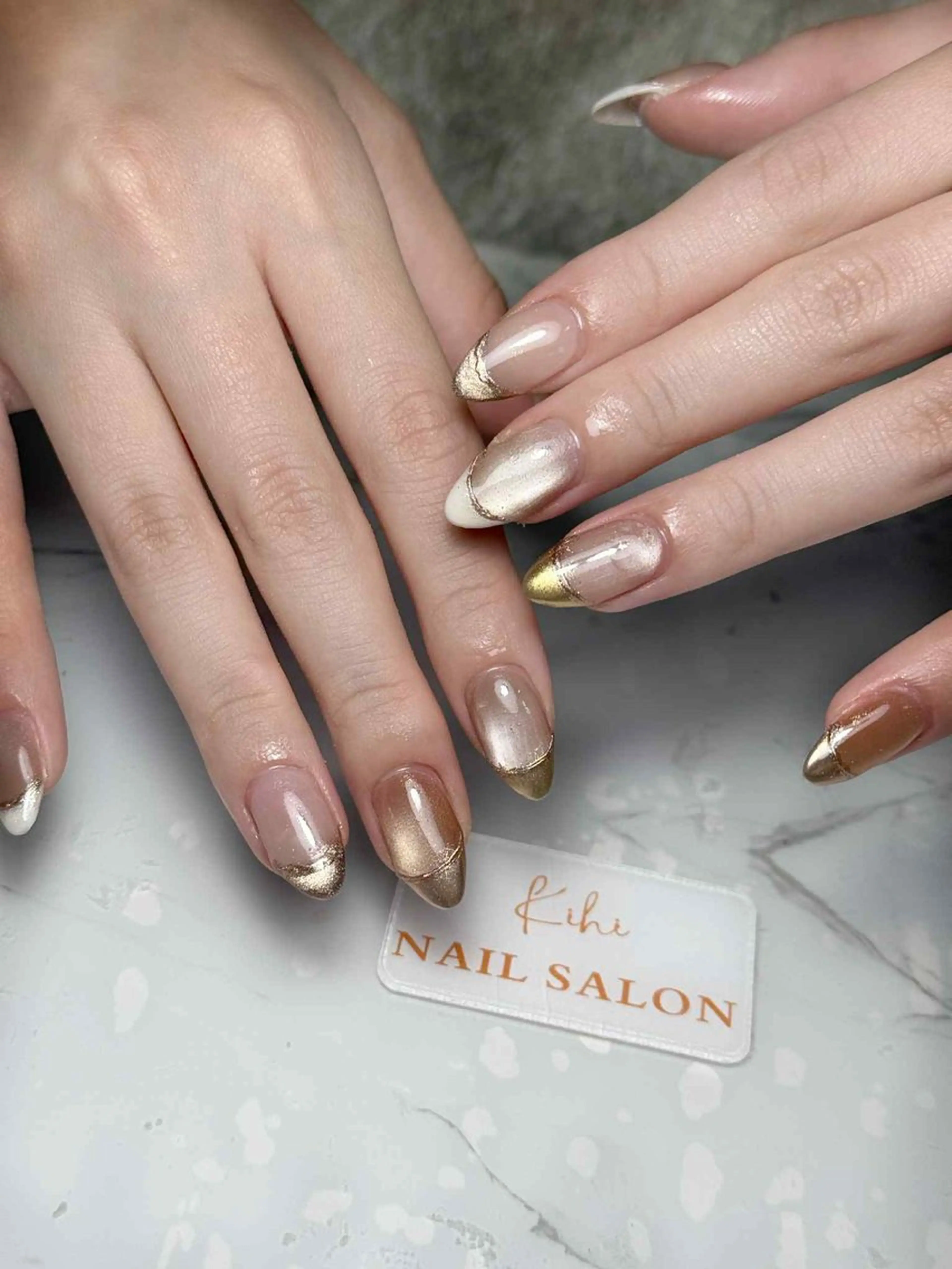 ネイル アートネイル フレンチネイル ジェルネイル グラデーション 韓国ネイル ハンドネイル 💕鈴木ユリ パラジェル/オフ無料のネイルデザイン