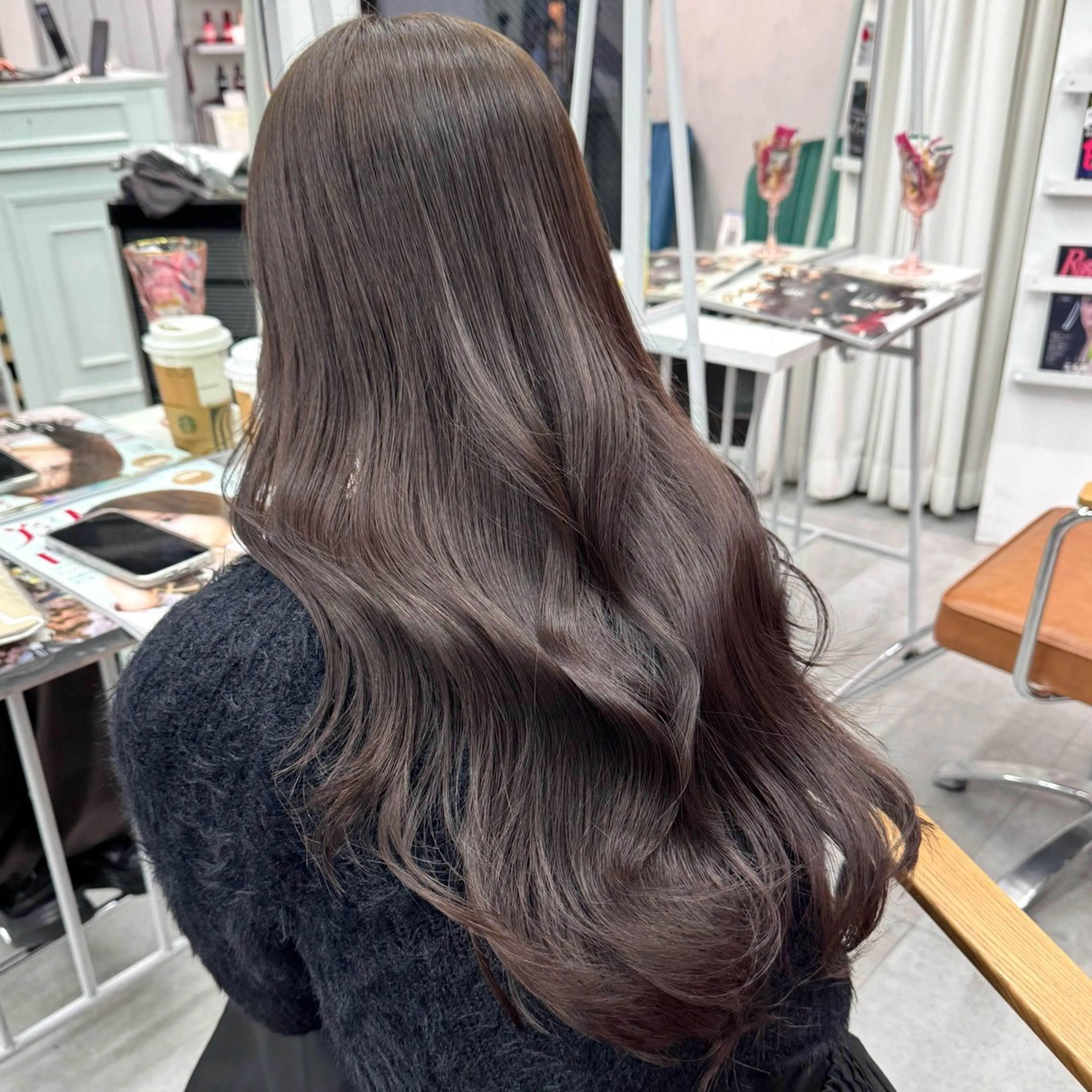 ロング カラー ヘアアレンジ ヘアカラー ブリーチなしカラー /ベージュ/安形翔のヘアスタイル