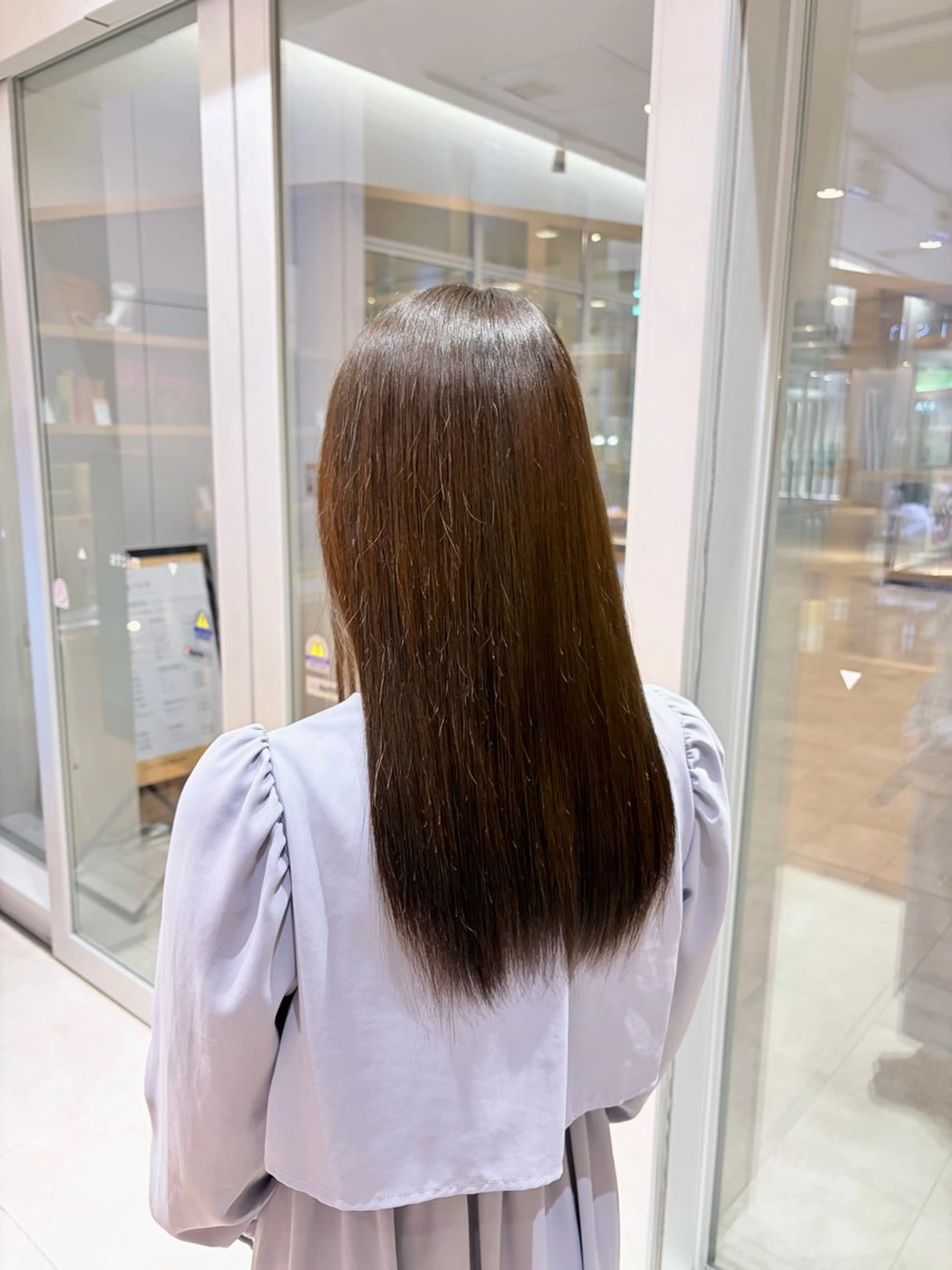 ミディアム カラー ヘアカラー トリートメント 💎ツヤ髪ストレート カラー💎かのんのヘアスタイル