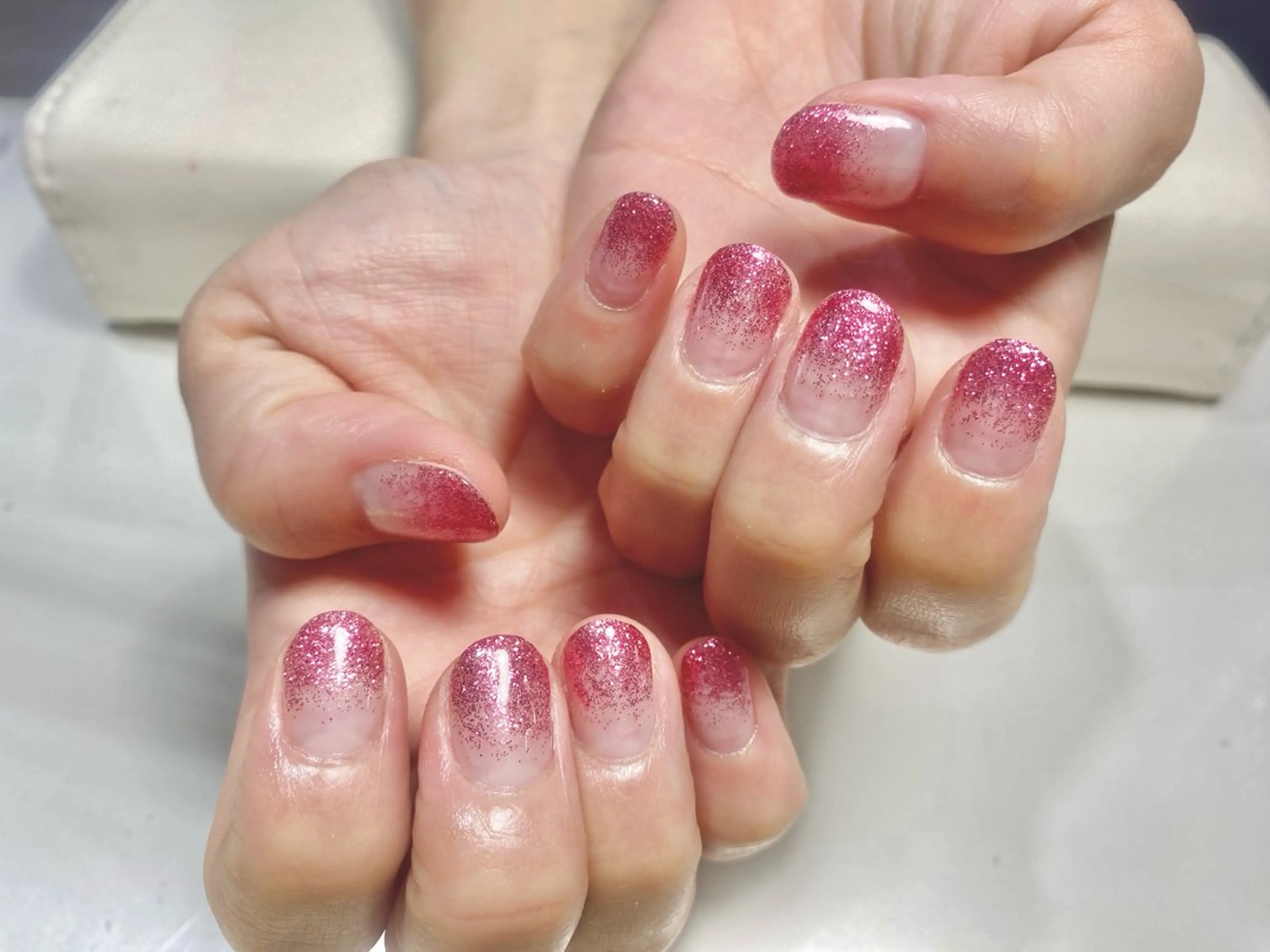 ネイル ラメ(グリッター) ラメグラデーション ピンク ハンドネイル tumake Yuiのネイルデザイン