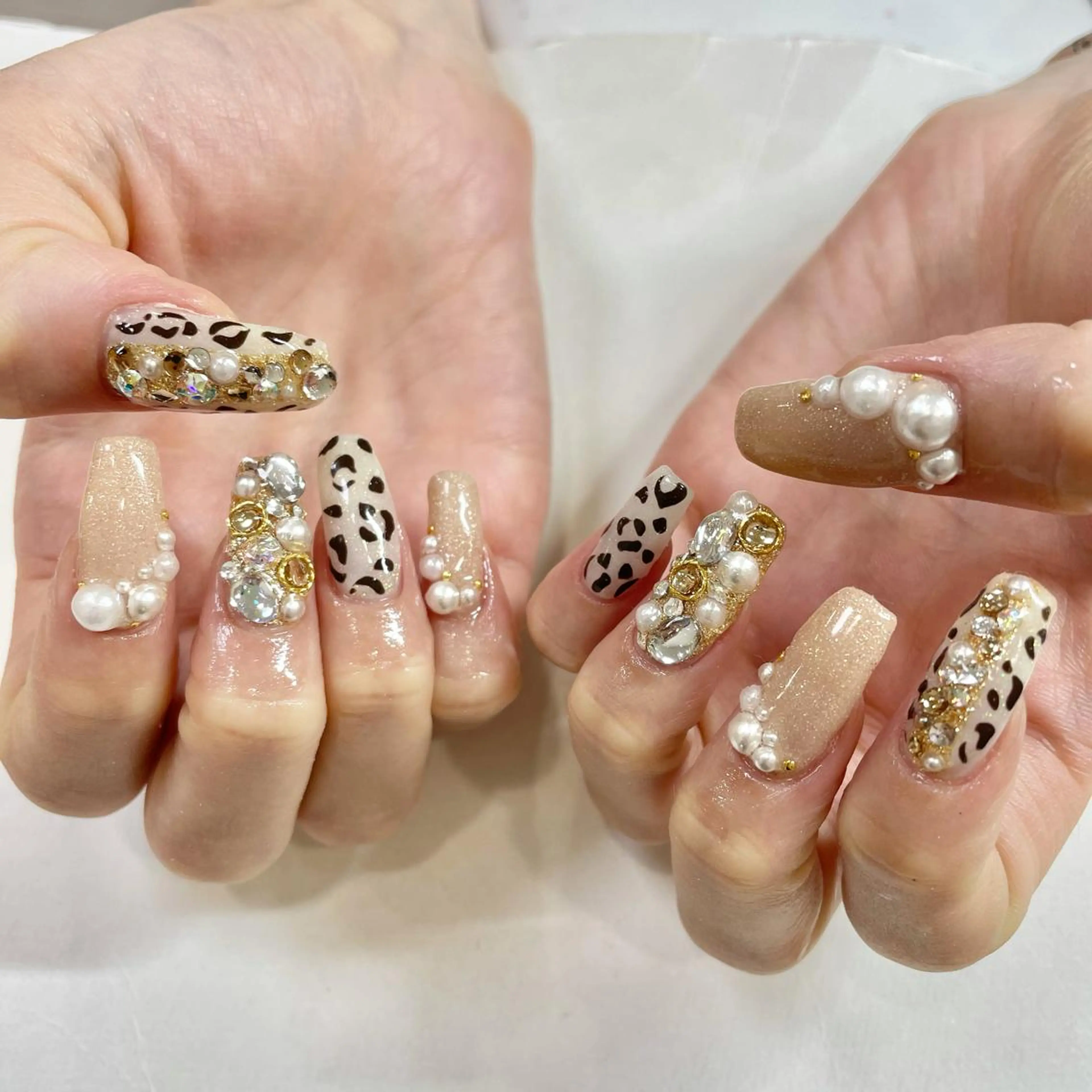 ネイル アニマル柄 ハンドネイル 🎀AYAKO 🎀中韓ネイルのネイルデザイン