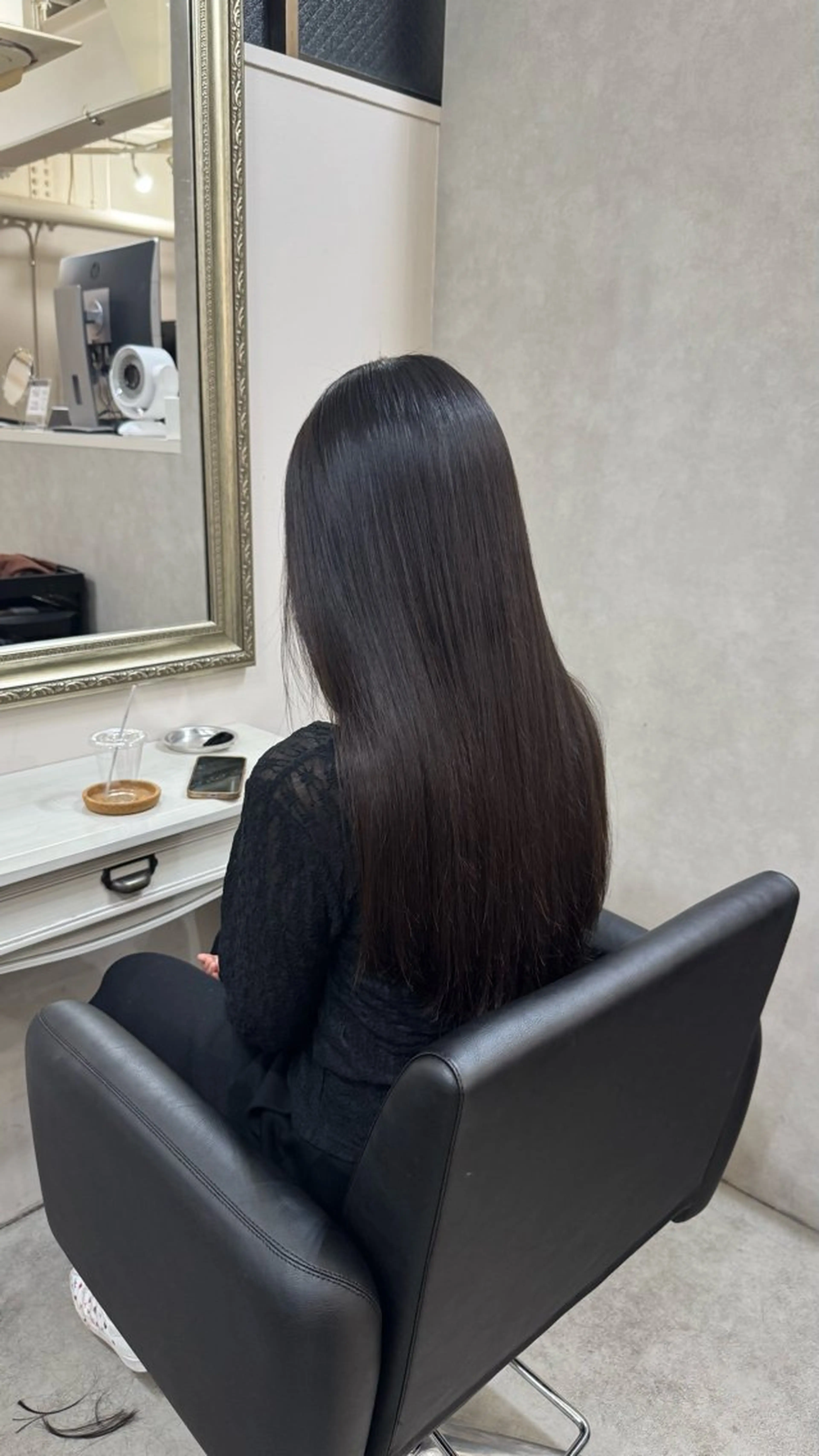 セミロング カット 縮毛矯正 トリートメント reira/堀江/ 透明感カラーのヘアスタイル