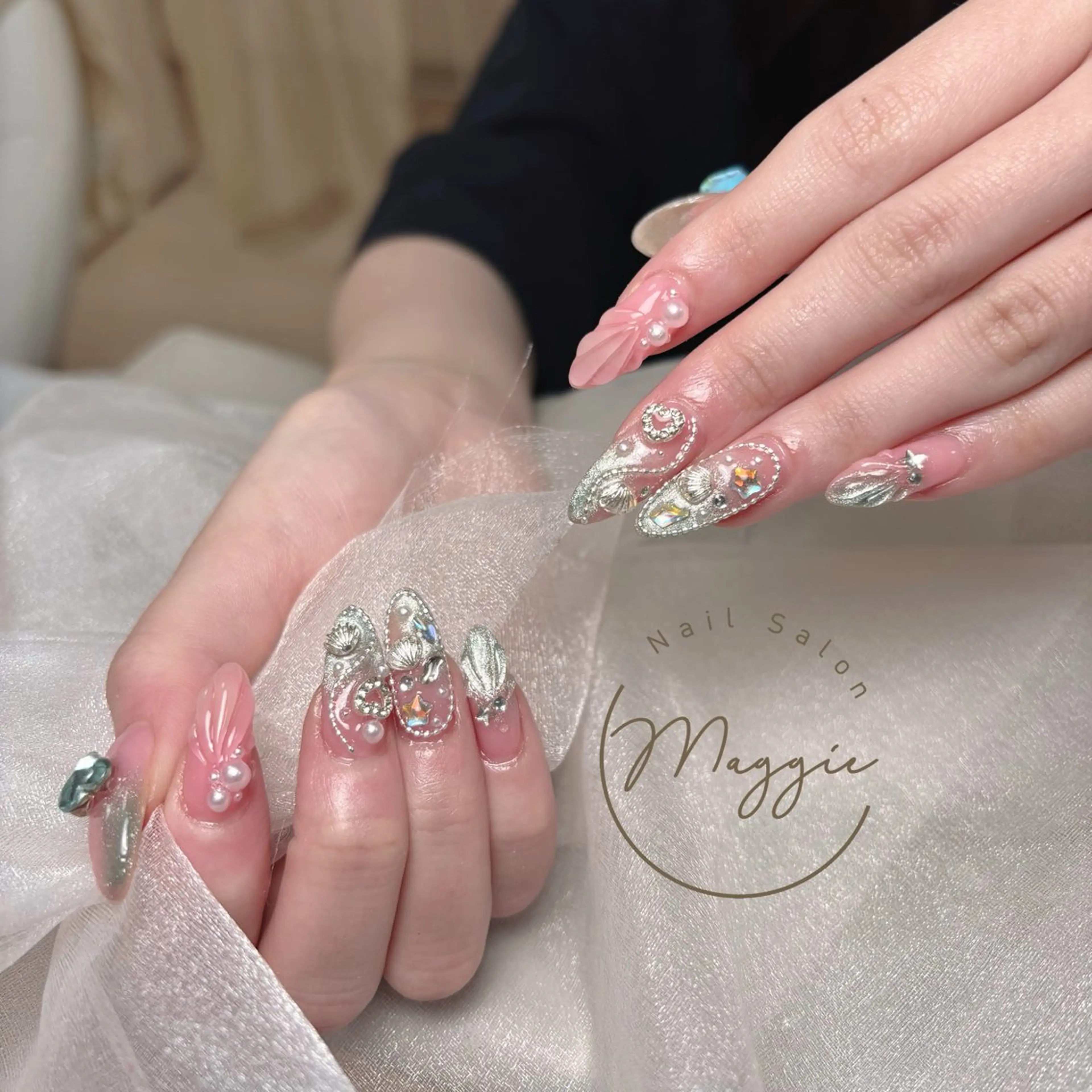 ネイル Maggie. Rのネイルデザイン