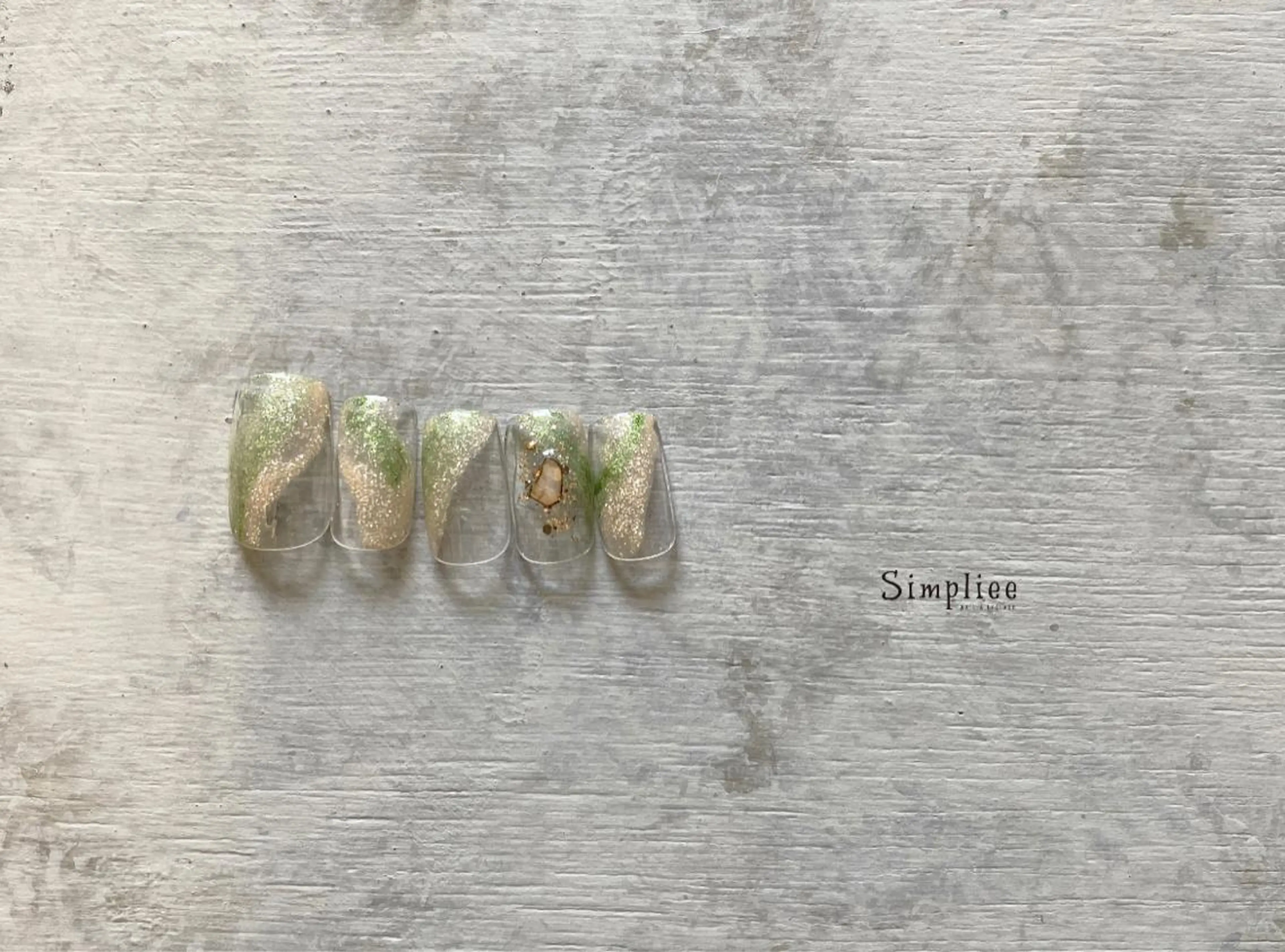 ネイル Simpliee NAIL & EYE 下北沢店 (シンプリー)所属・la.lieto/ arisaのネイルデザイン