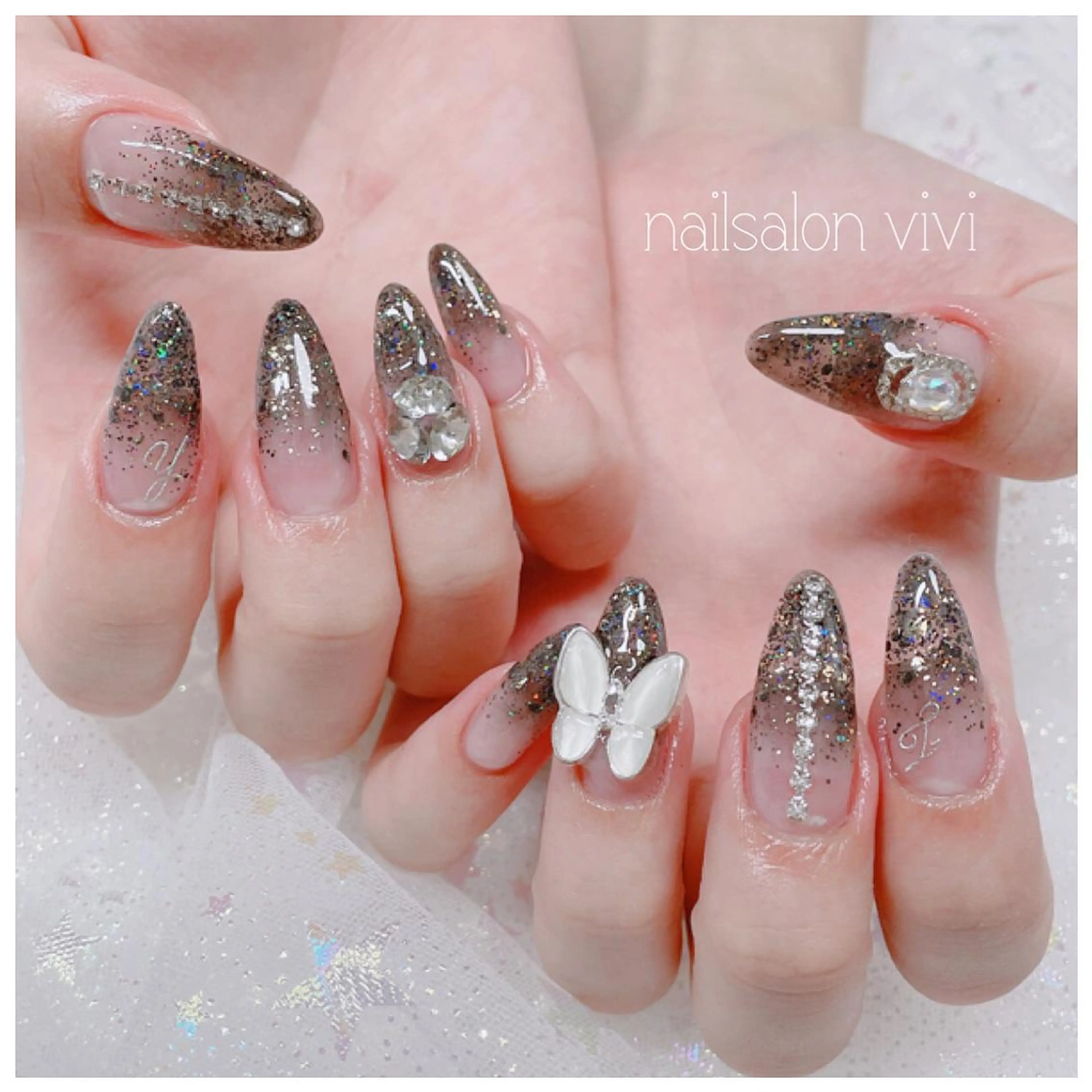 ネイル ＶＩＶＩ nailsalonのネイルデザイン