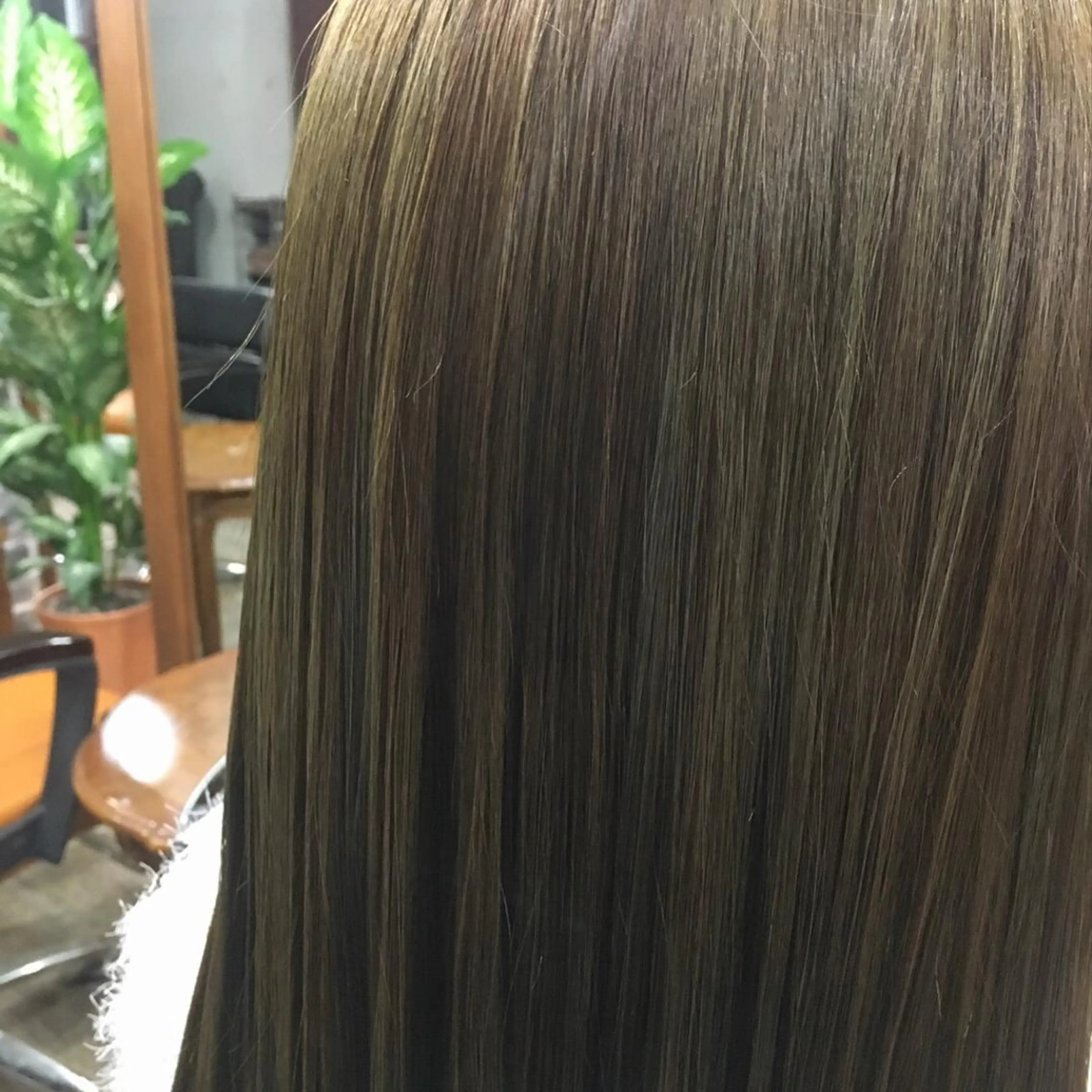 【最新薬剤♪】デザインカット＋クオライン縮毛矯正の写真