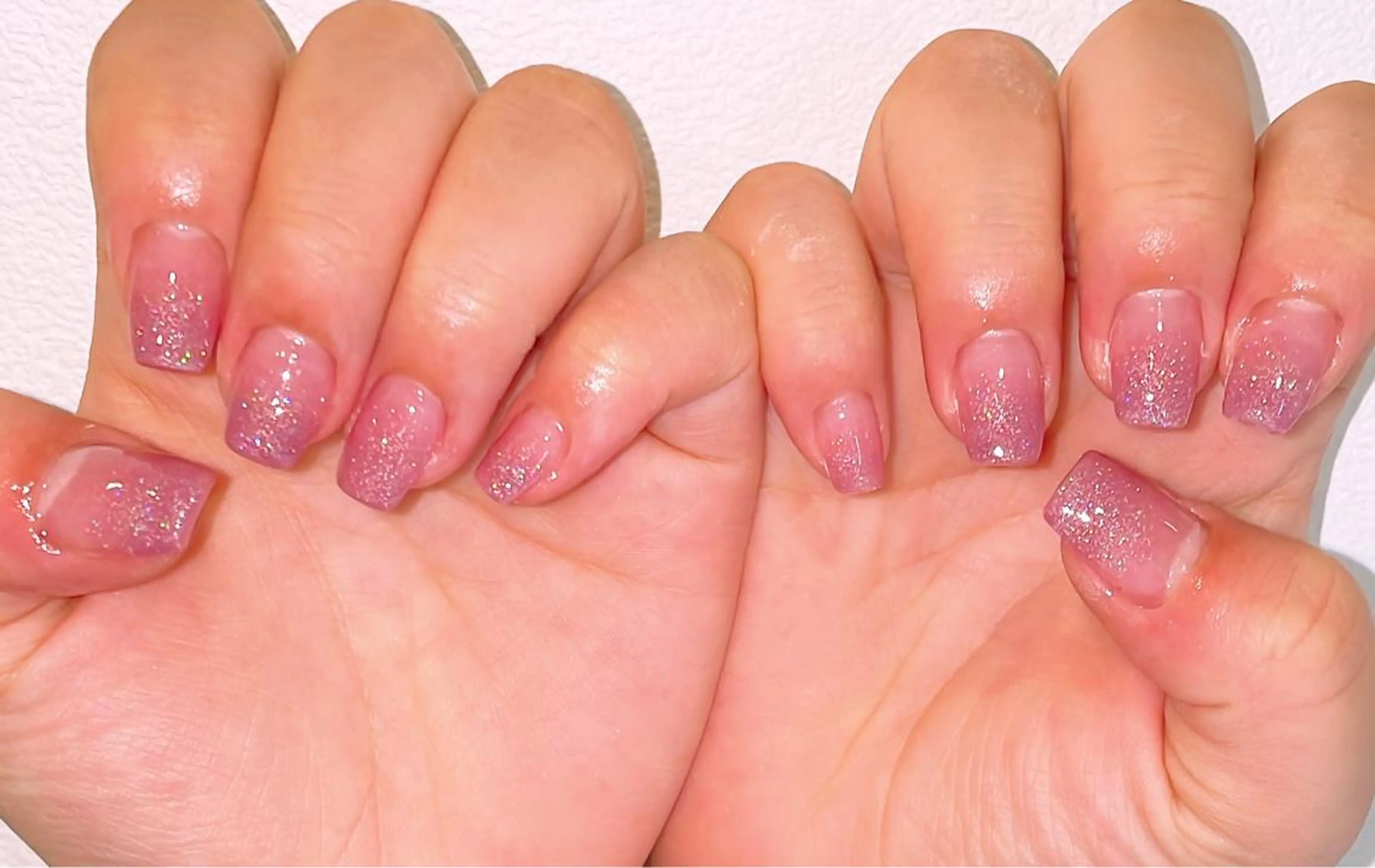 ネイル ハンドネイル VIERU 🌈🎀💖のネイルデザイン