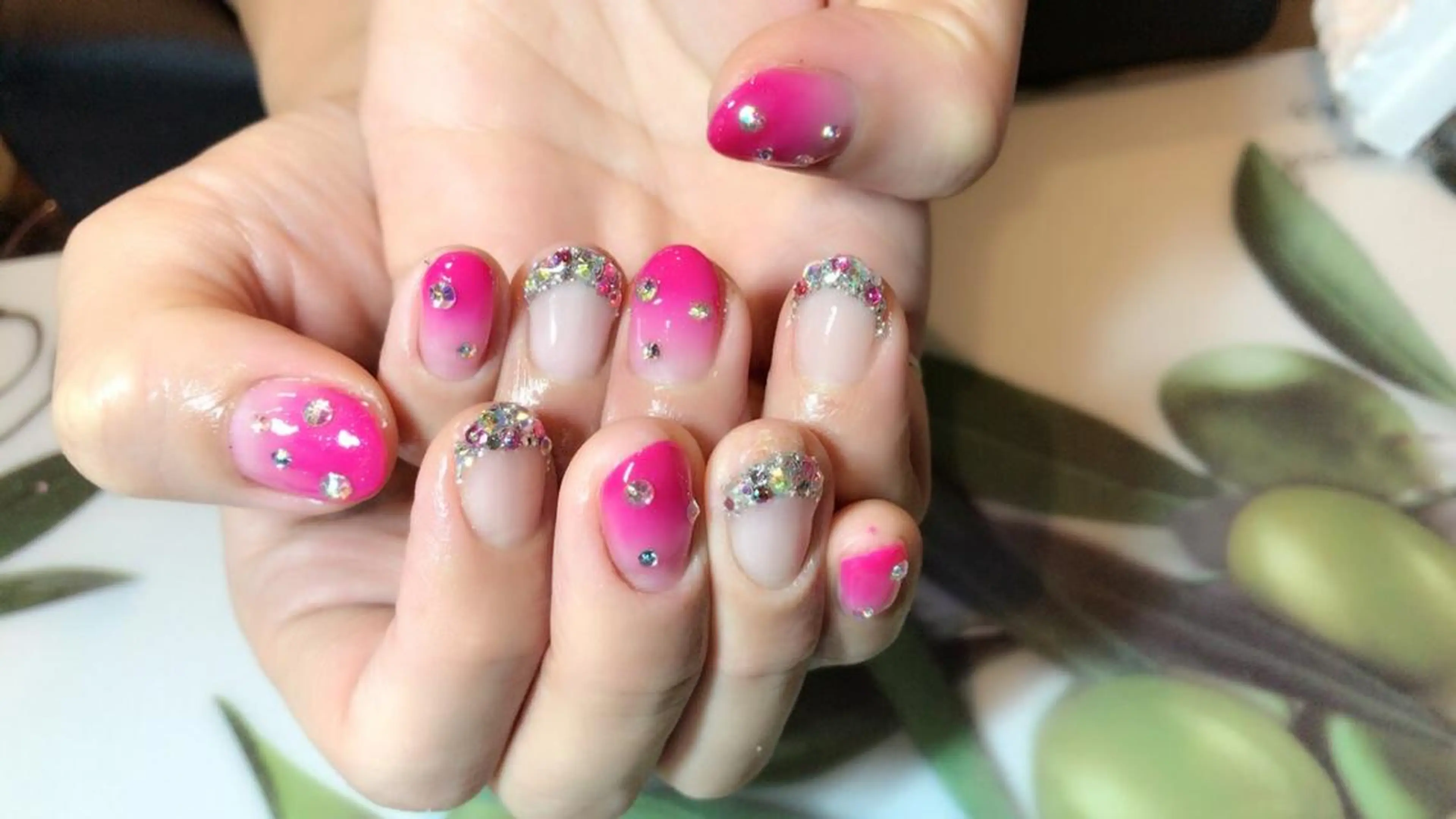 ネイル ハンドネイル フットネイル ネイルサロンUnlimit【アンリミット】所属・Unlimit アンリミットのネイルデザイン