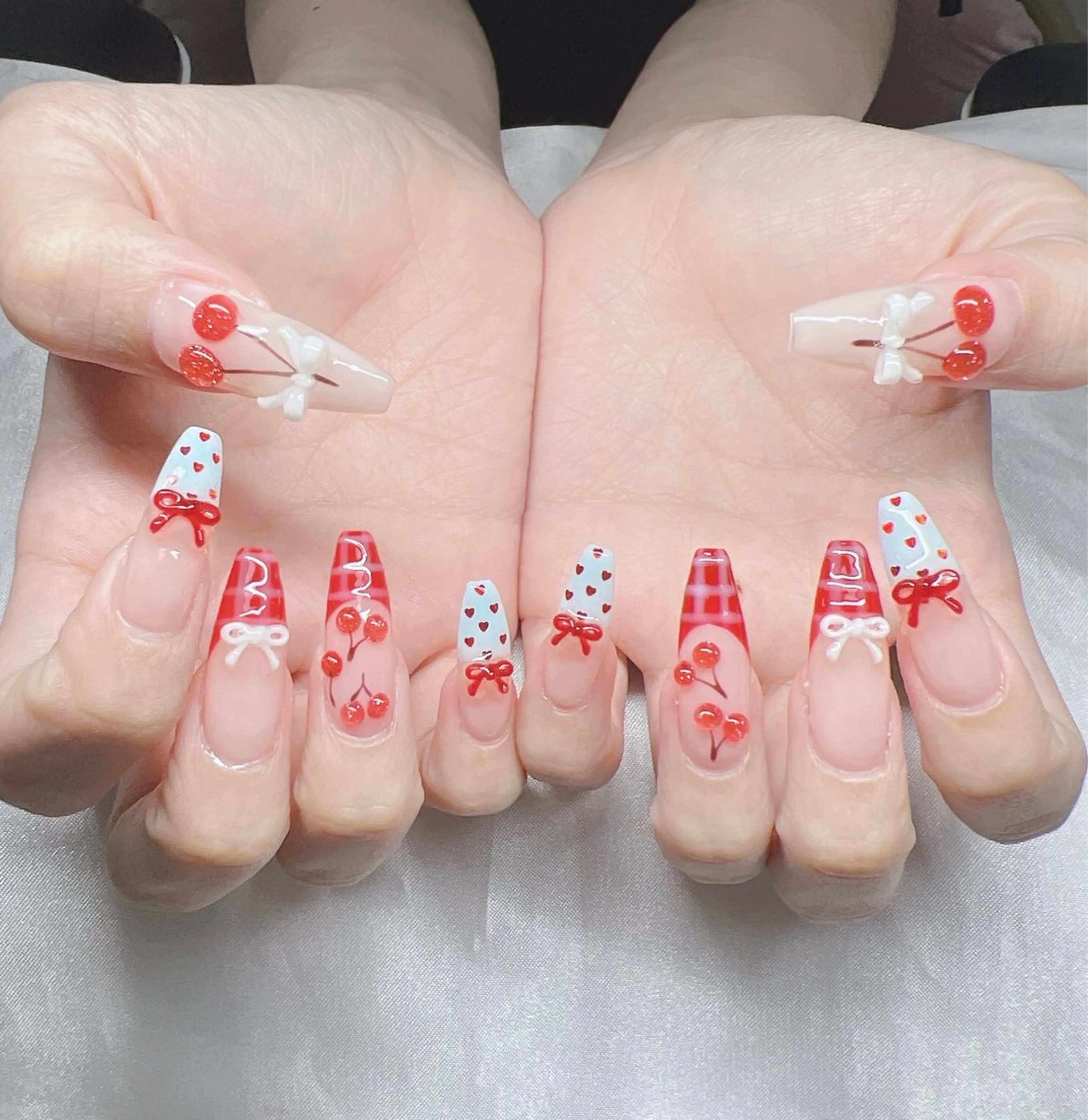 ネイル 長さ出し グラデーション キラキラネイル マグネットネイル ニュアンスネイル Lee Nails チップ長さだし専門店のネイルデザイン
