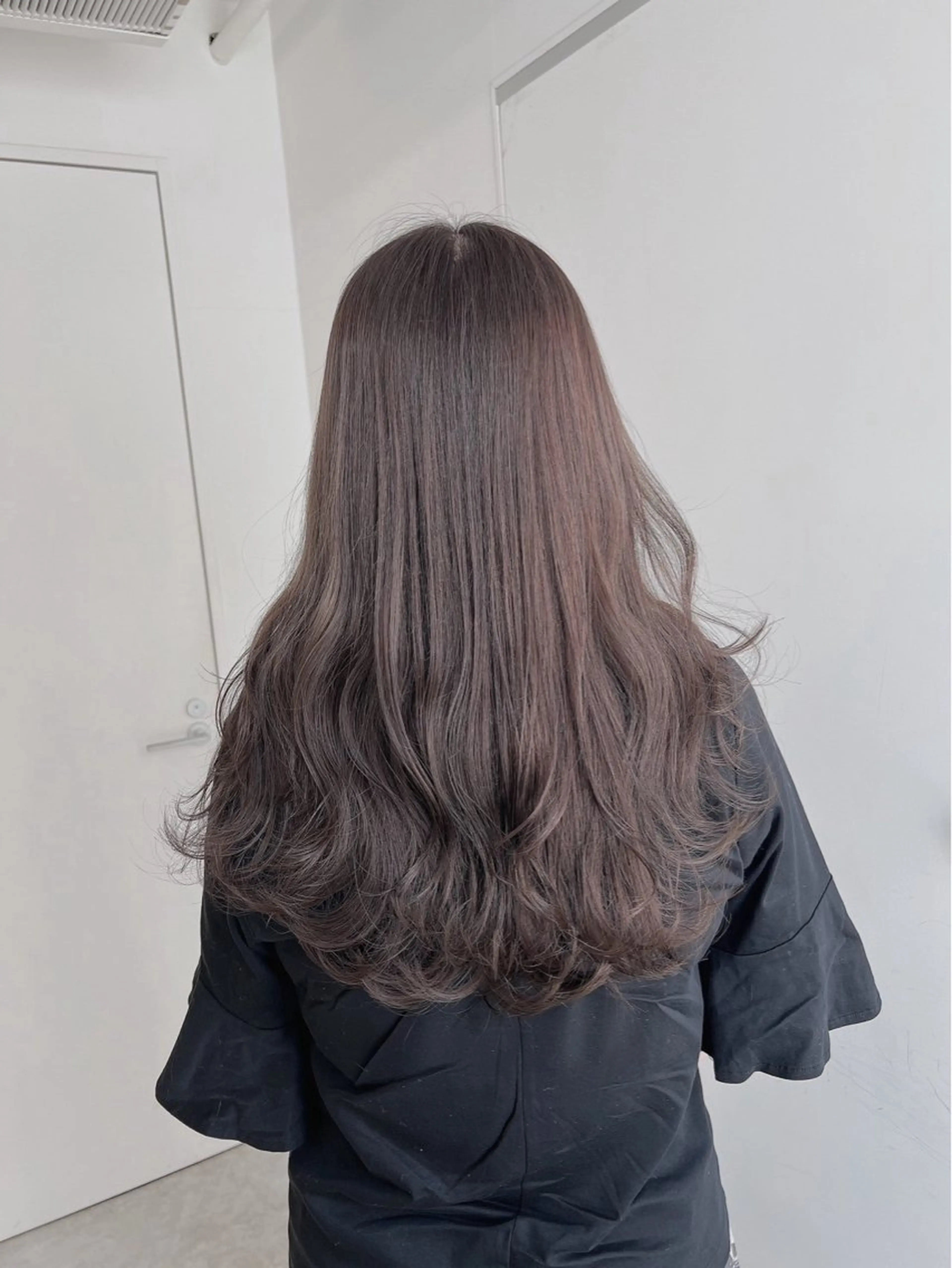 ショート ヘアカラー ベージュ/グレージュ 🧸あやか/表参道のヘアスタイル