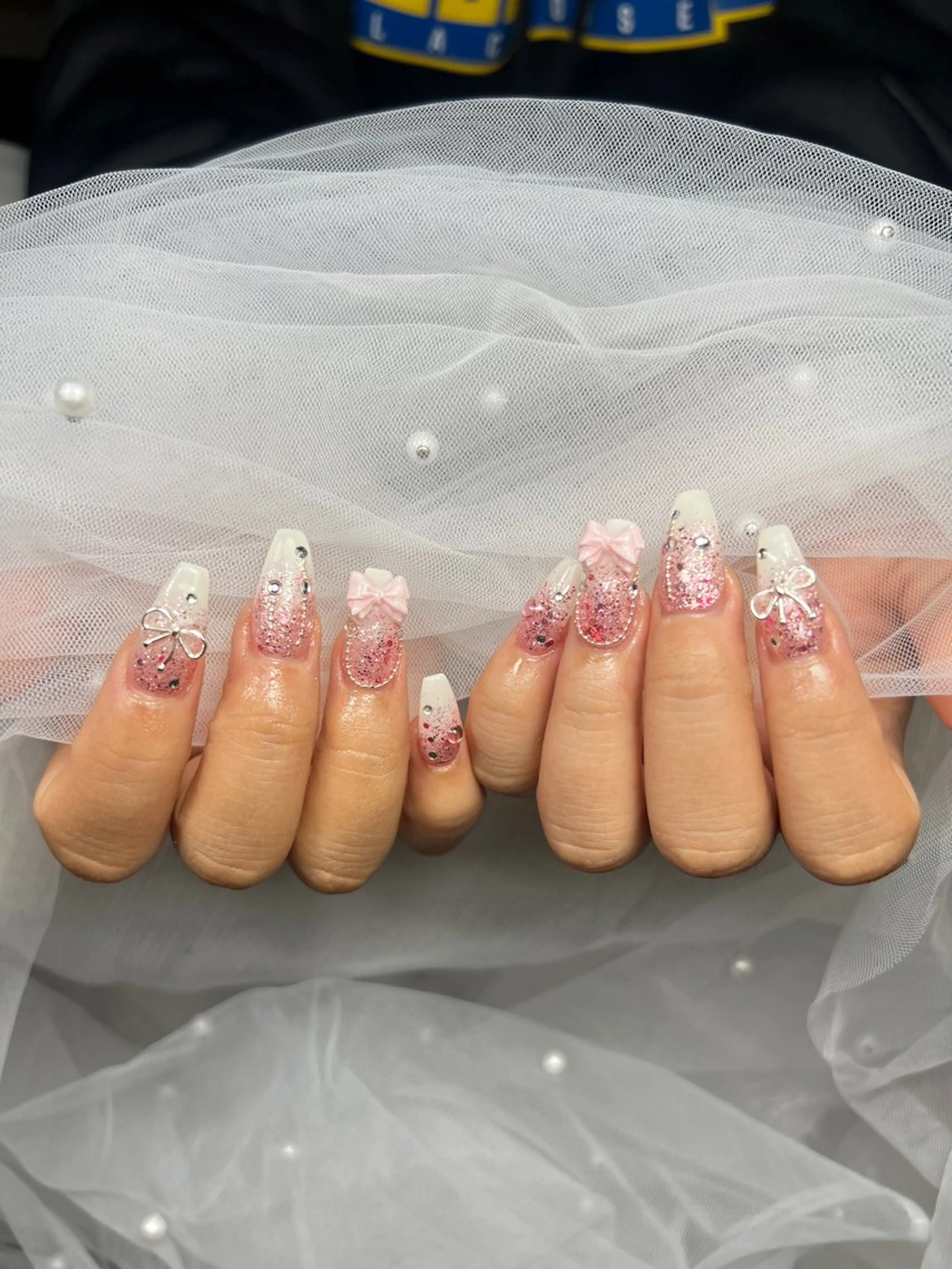 ネイル アートネイル オーロラネイル チークネイル 長さ出し フットネイル ハンドネイル フットネイル ハンドケア Noiranail_ studio川越西口のネイルデザイン