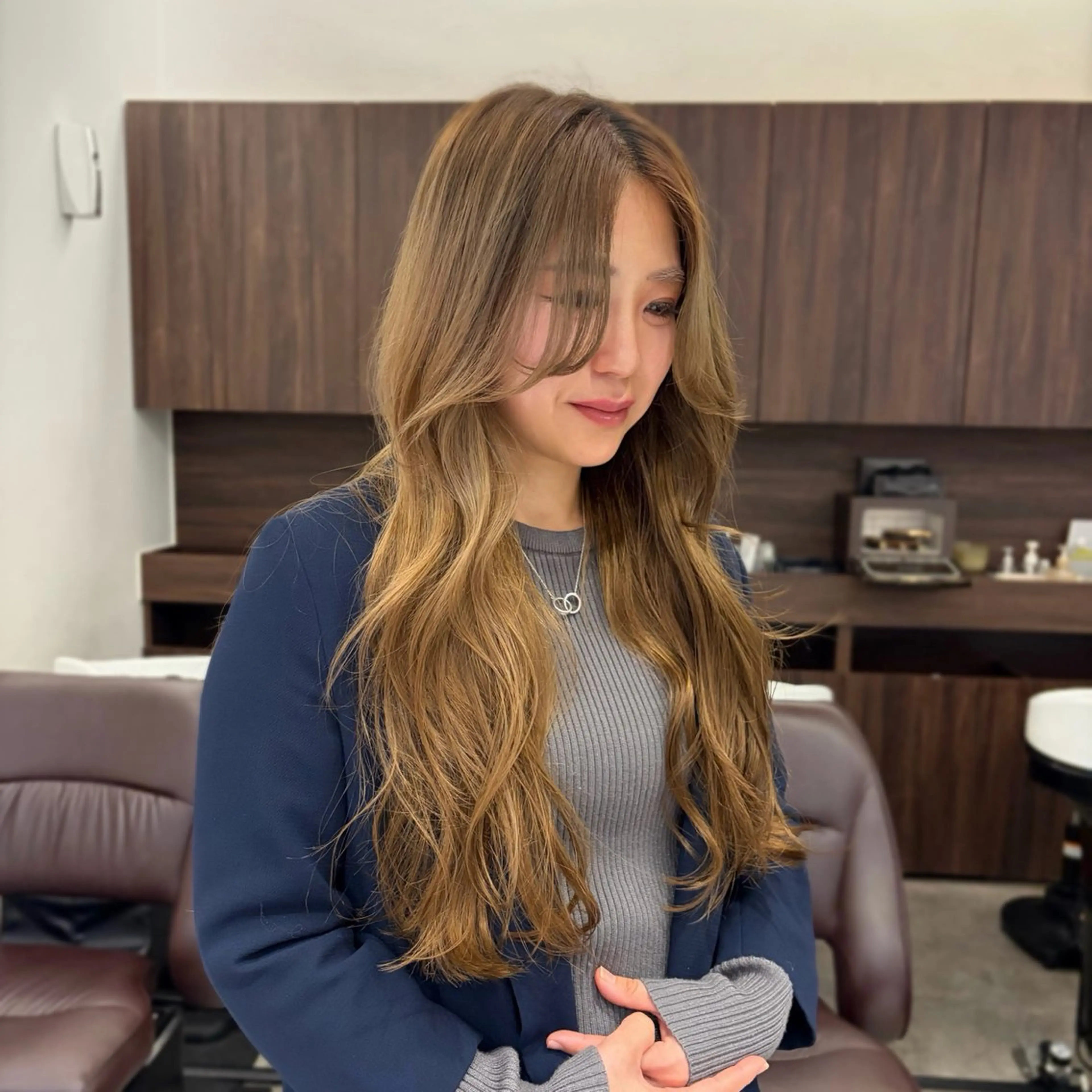 ロング レイヤーカット ショートカット/ レイヤー/天王寺のヘアスタイル