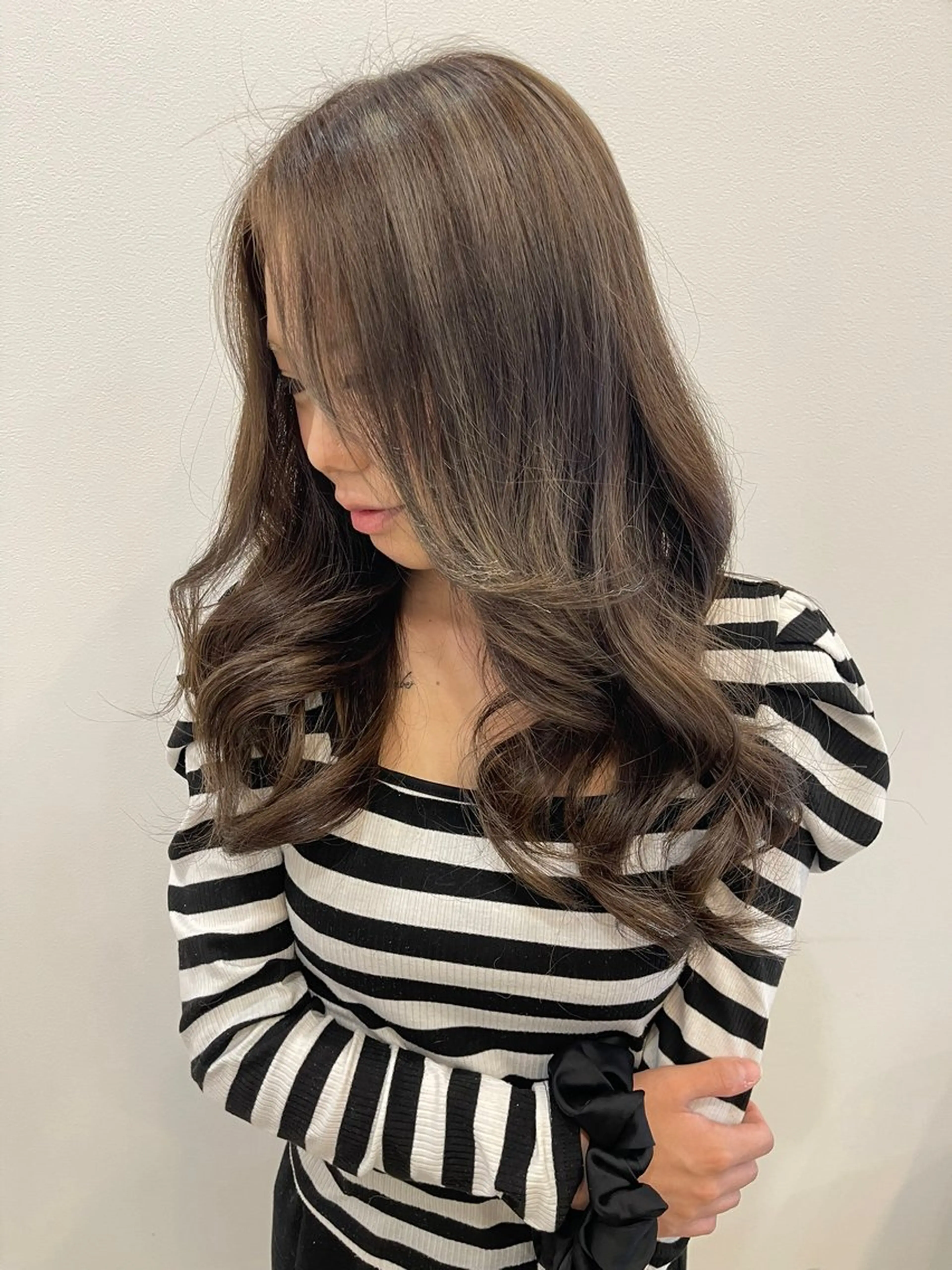 カラー ハイライトカラー ヘアカラー LAKING SHIGA所属・村瀬 遼のヘアスタイル