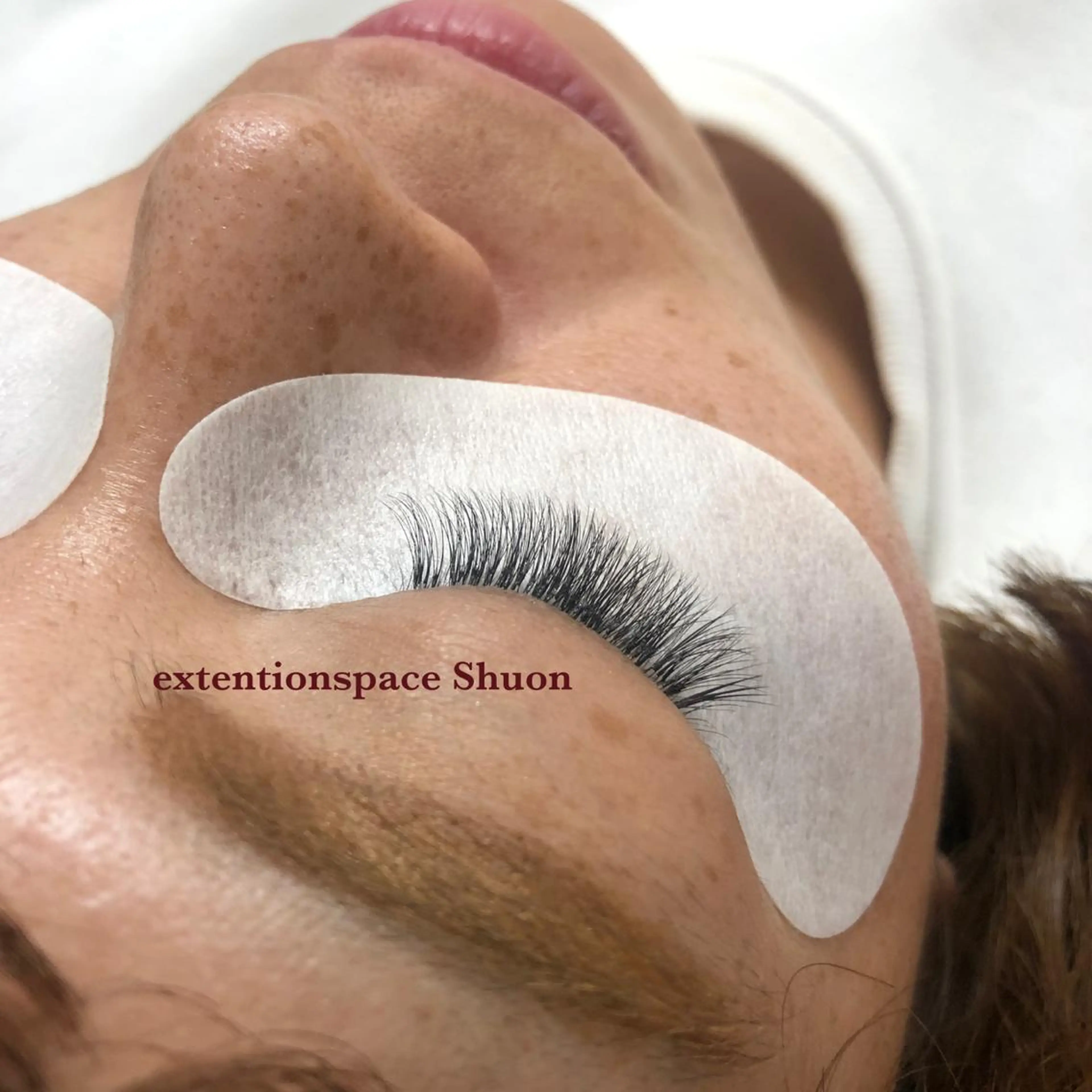 マツエク・マツパ ボリュームラッシュ KITTY 立川のネイルデザイン