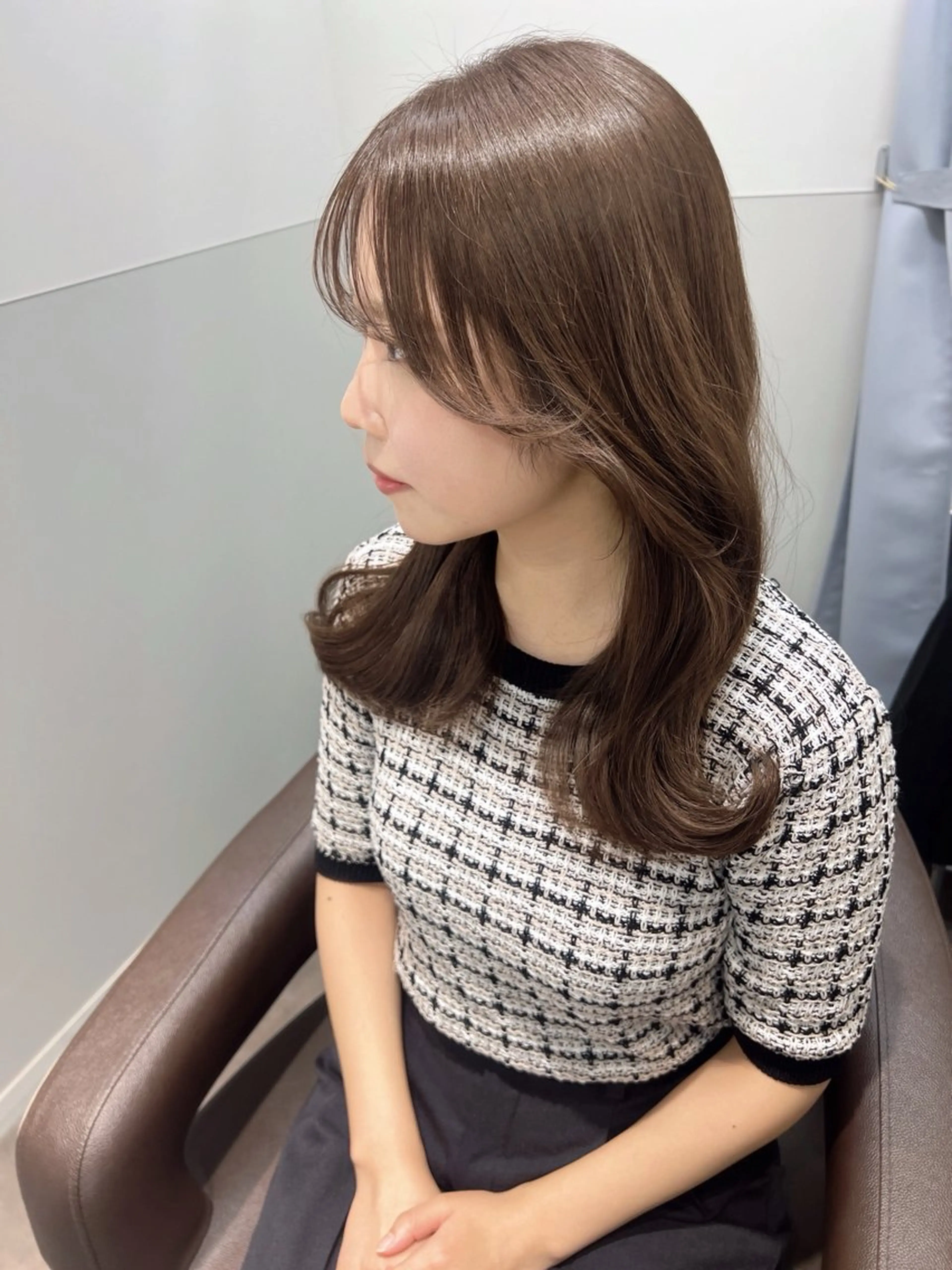 ミディアム くびれヘア 韓国風ヘア 韓国モテhair🍑 momoのヘアスタイル