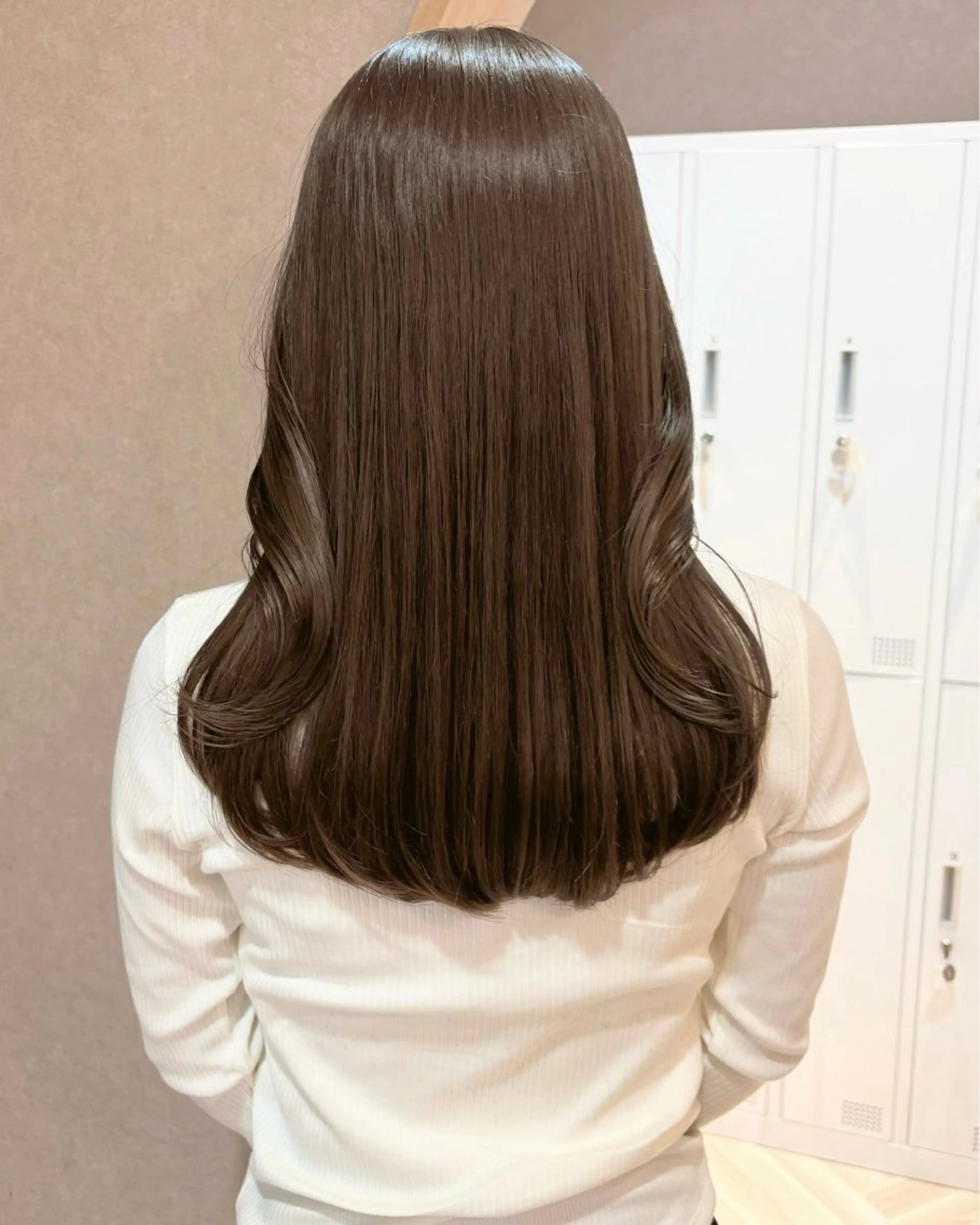 ミディアム カット ヘアカラー トリートメント 似合わせ/ベージュ /レイヤー/りほ🤍のヘアスタイル