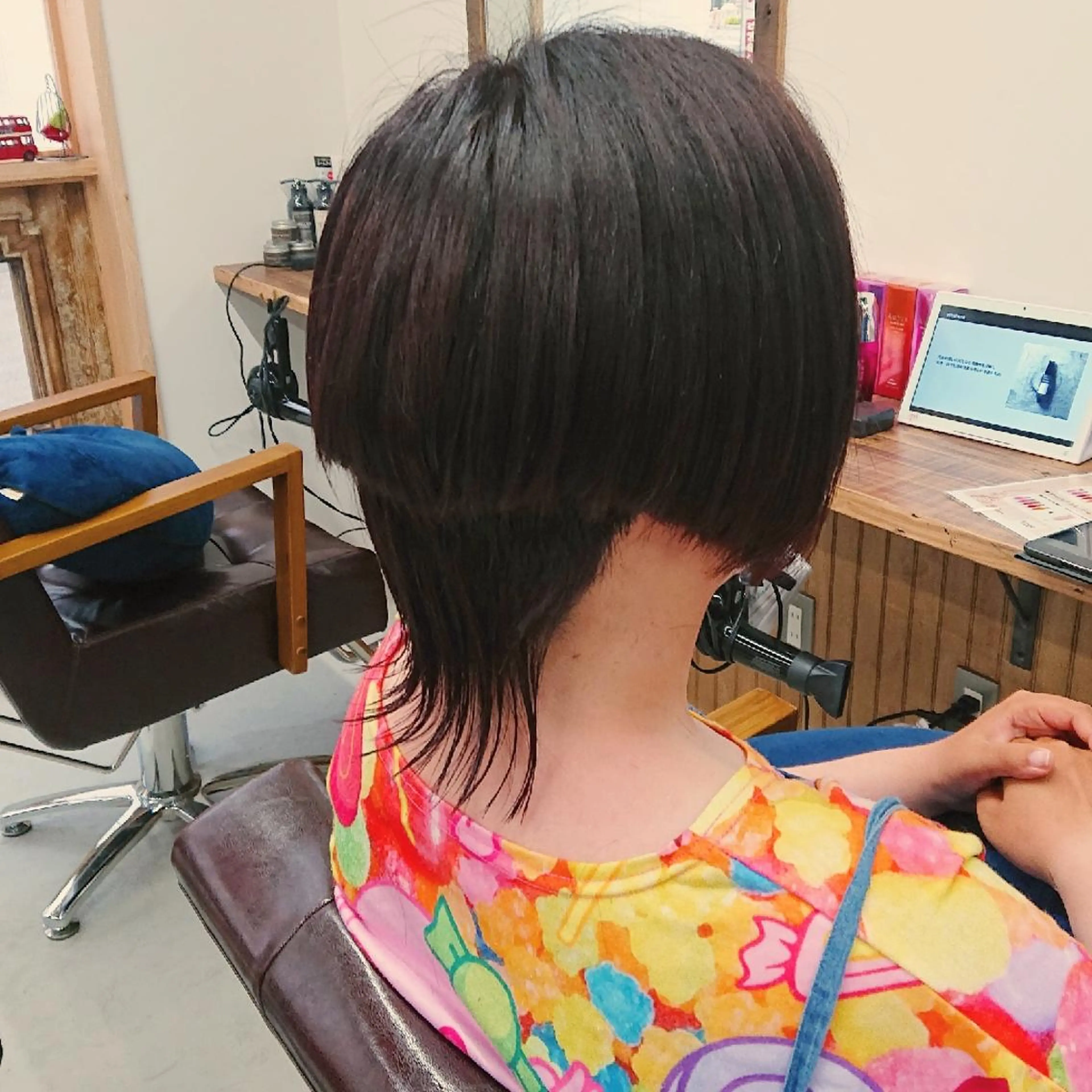 ミディアム カラー バイオレットカラー ROSSO 春日部店のヘアスタイル